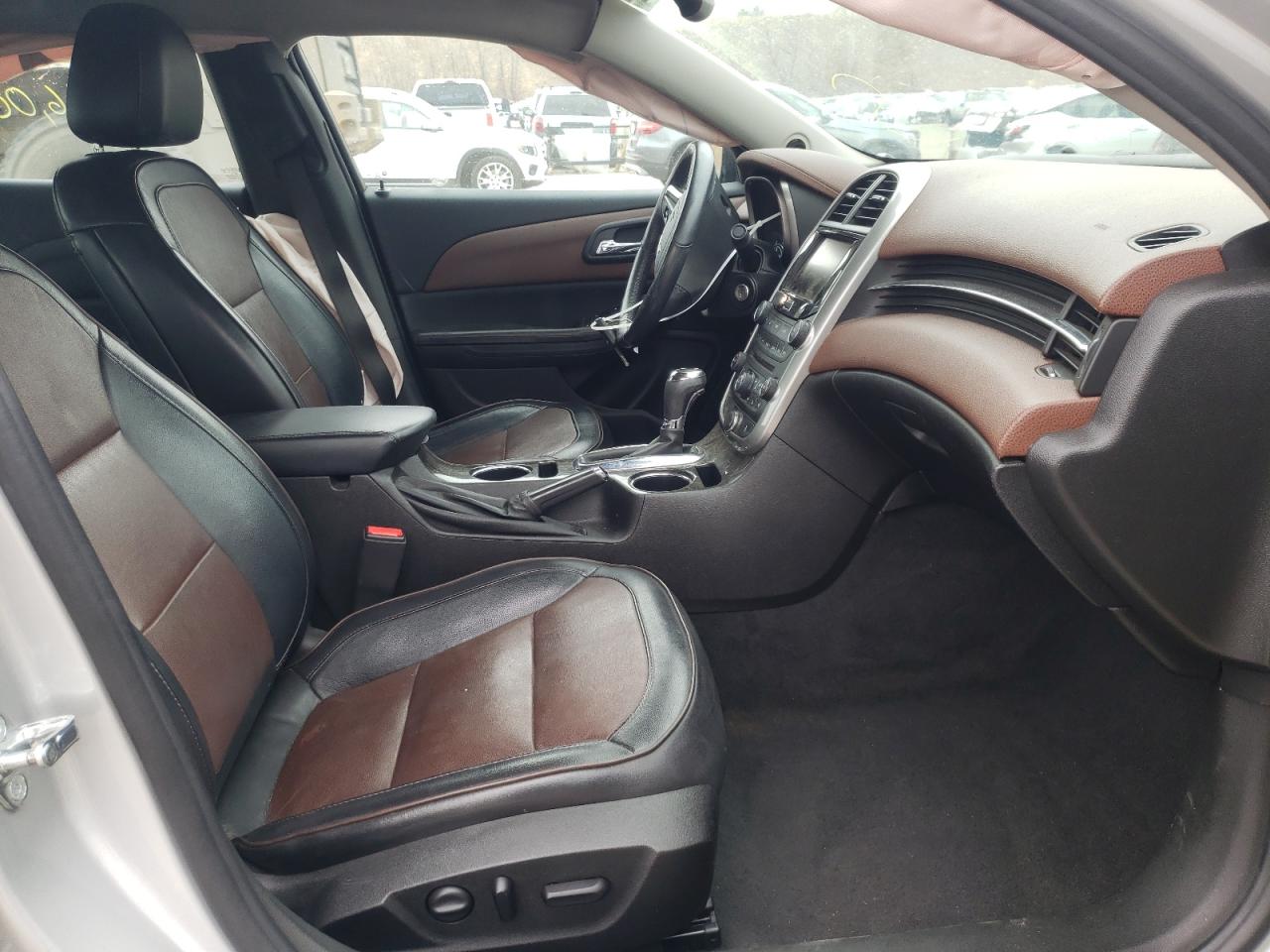 Photo 5 from auction – 2015 CHEVROLET MALIBU LTZ with VIN 1G11F5SL7FF282157