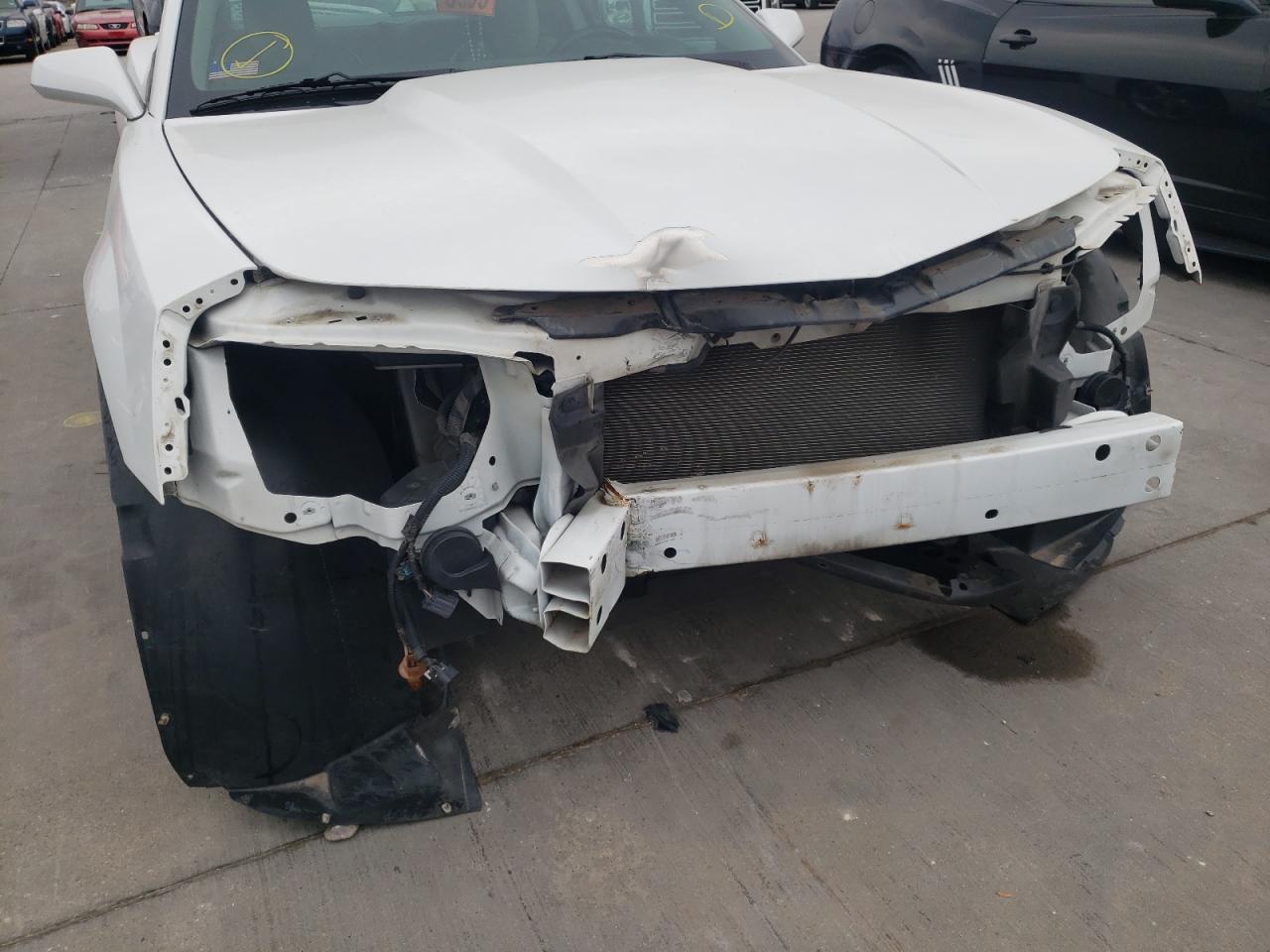 Photo 9 from auction – 2015 CHEVROLET CAMARO LT with VIN 2G1FF1E31F9296302