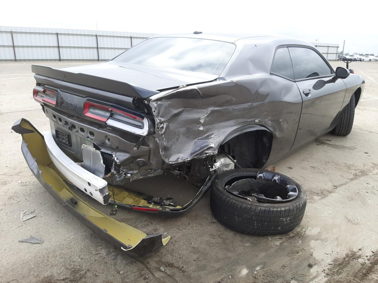 Photo 4 from auction – 2021 DODGE CHALLENGER with VIN 2C3CDZAG2MH610456