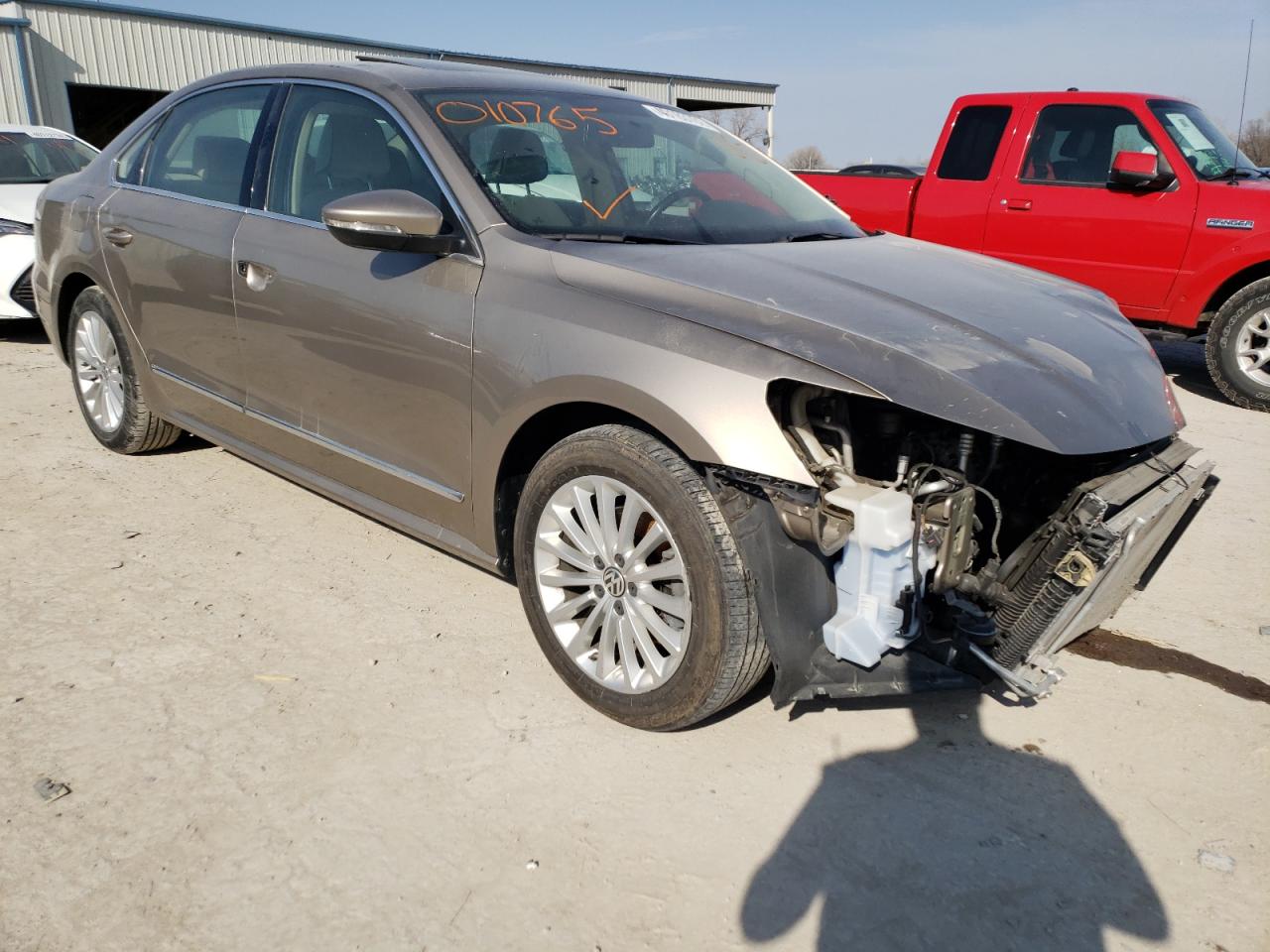 VOLKSWAGEN PASSAT SE 2016 with VIN 1VWBT7A36GC010765 - Photo from auction