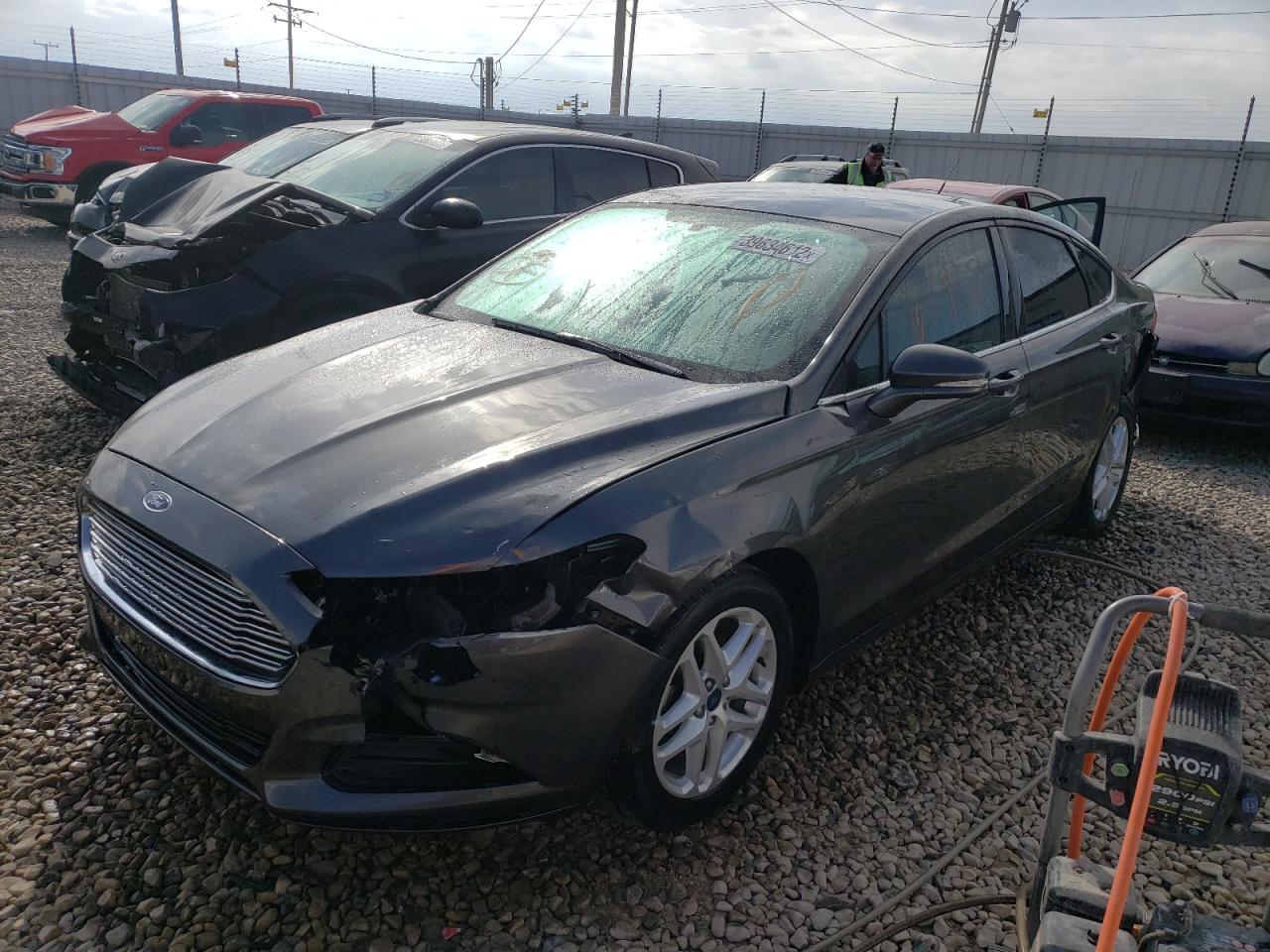 Photo 2 from auction – 2016 FORD FUSION SE with VIN 3FA6P0H73GR330352