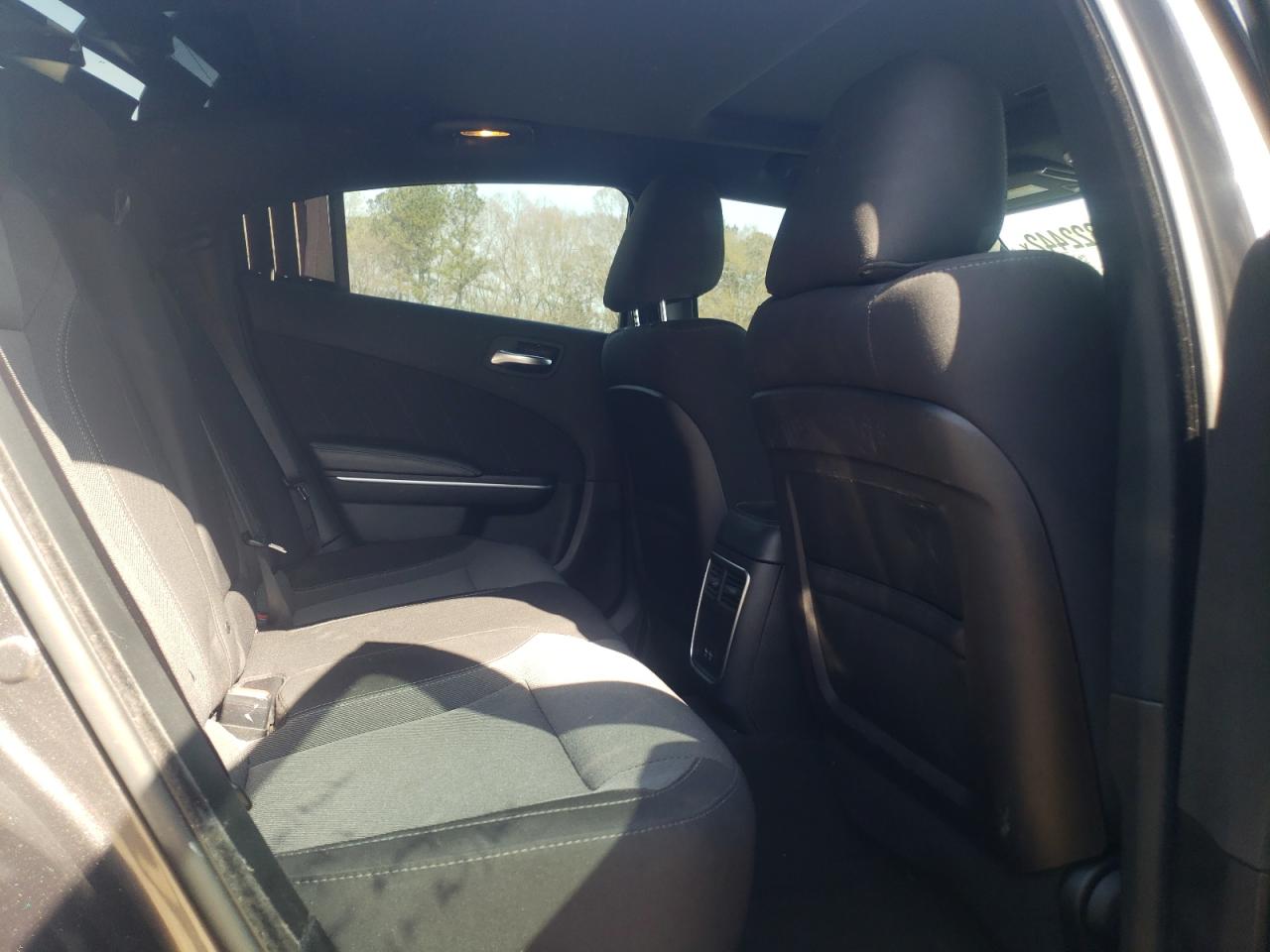 Photo 6 from auction – 2019 DODGE CHARGER SX with VIN 2C3CDXBG9KH702910