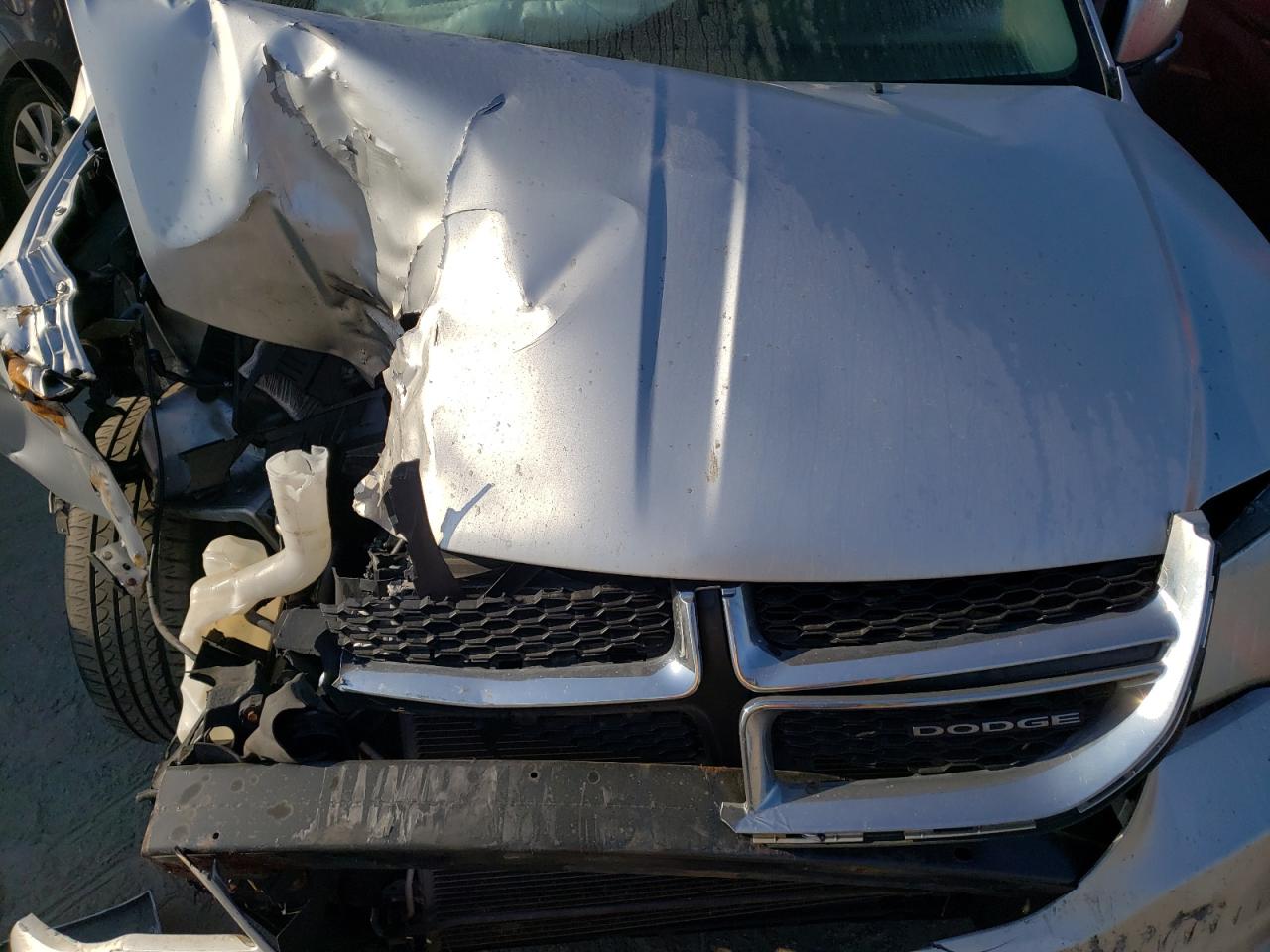 Photo 7 from auction – 2011 DODGE GRAND CARA with VIN 2D4RN3DG3BR786373