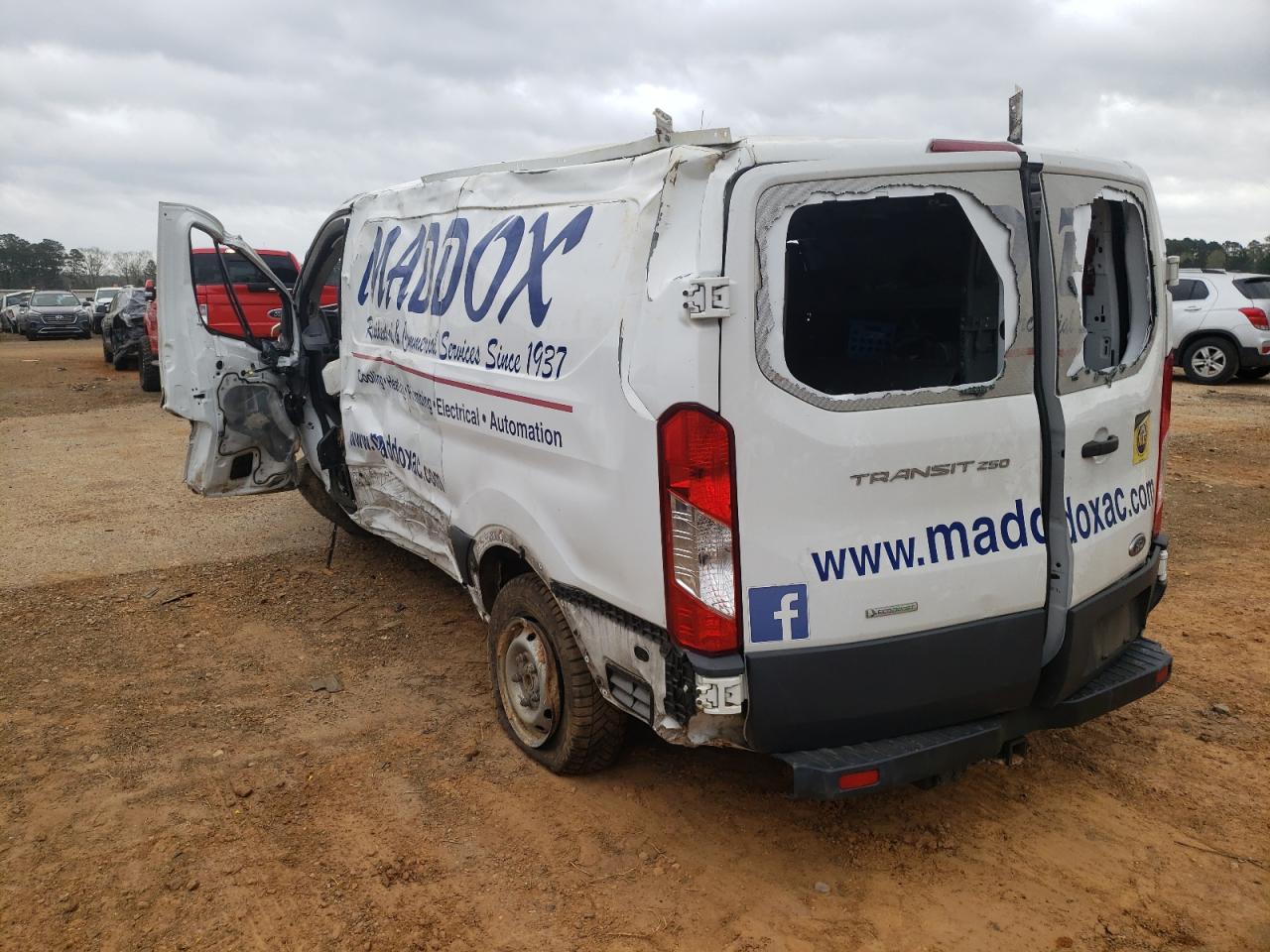 Photo 3 from auction – 2015 FORD TRANSIT T- with VIN 1FTNR1ZG3FKA63043