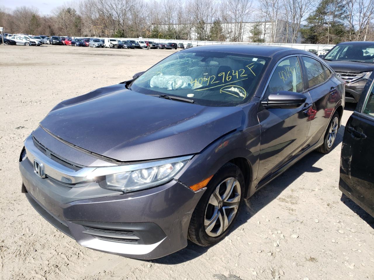 Photo 2 from auction – 2018 HONDA CIVIC LX with VIN 19XFC2F59JE203154