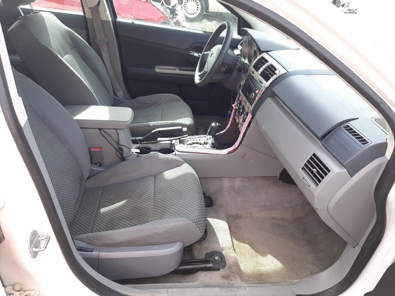 Photo 5 from auction – 2008 DODGE AVENGER SE with VIN 1B3LC46K58N220139
