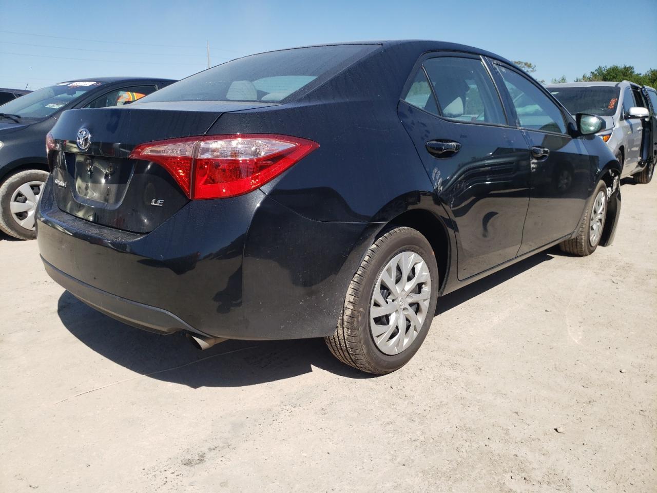 Photo 4 from auction – 2017 TOYOTA COROLLA L with VIN 2T1BURHE9HC858828