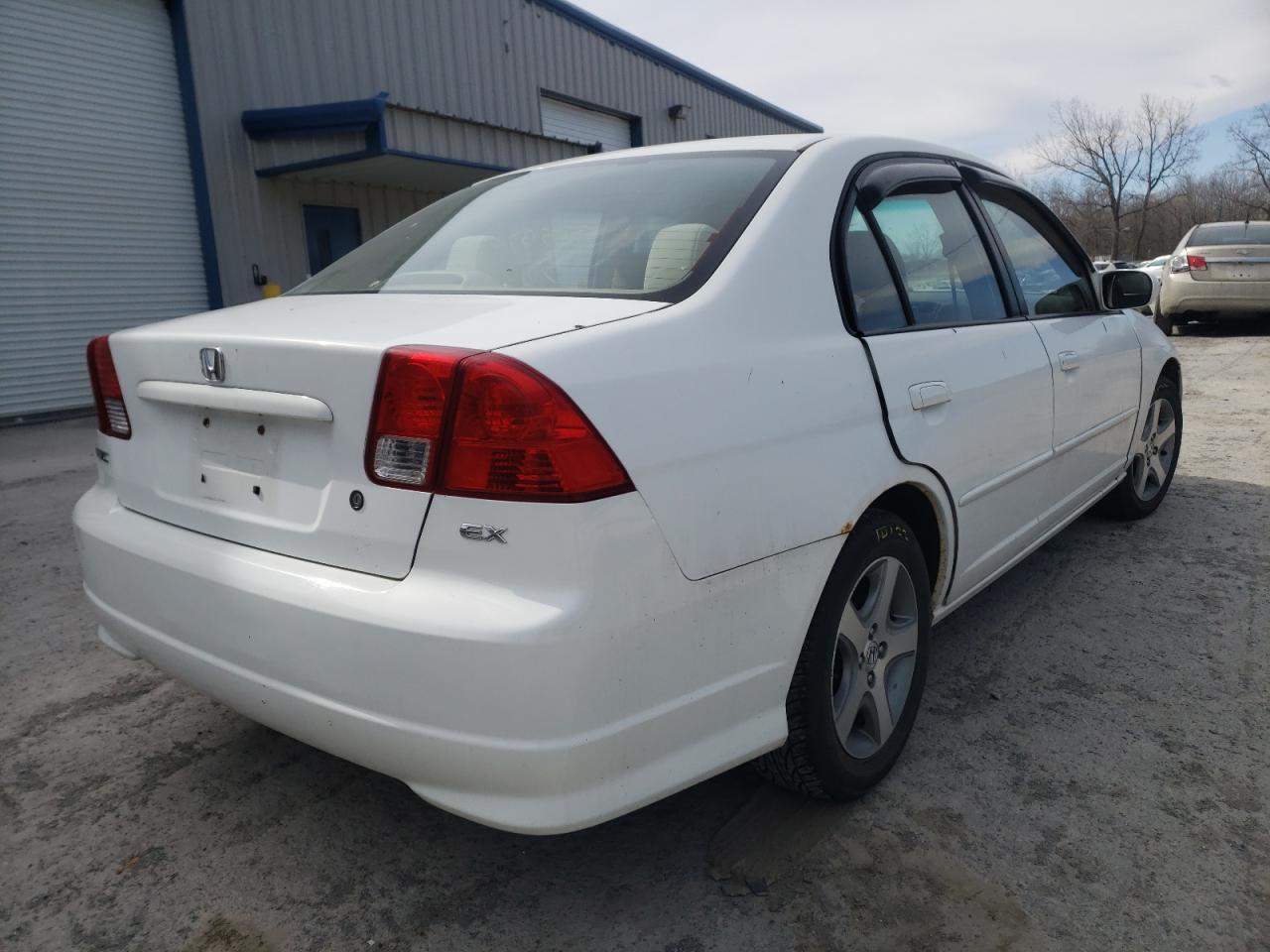 Photo 4 from auction – 2005 HONDA CIVIC EX with VIN 2HGES26725H620966