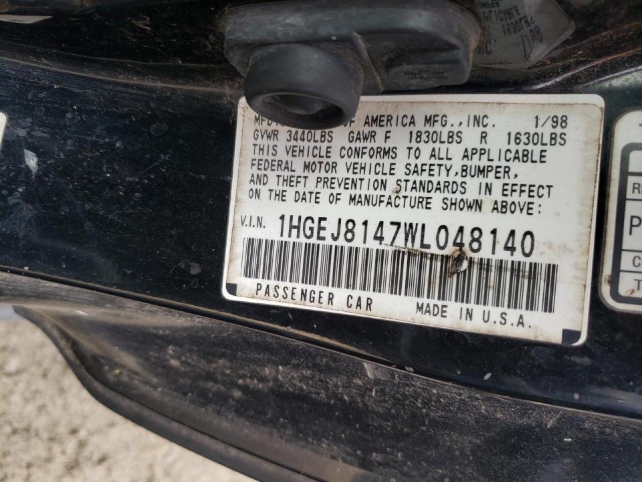 Photo 10 from auction – 1998 HONDA CIVIC EX with VIN 1HGEJ8147WL048140