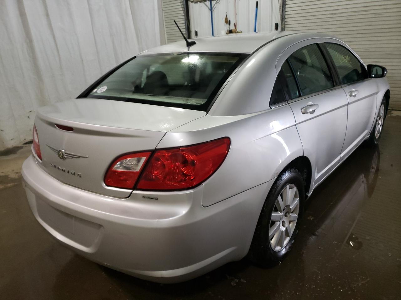 Photo 4 from auction – 2010 CHRYSLER SEBRING with VIN 1C3CC4FB1AN210474