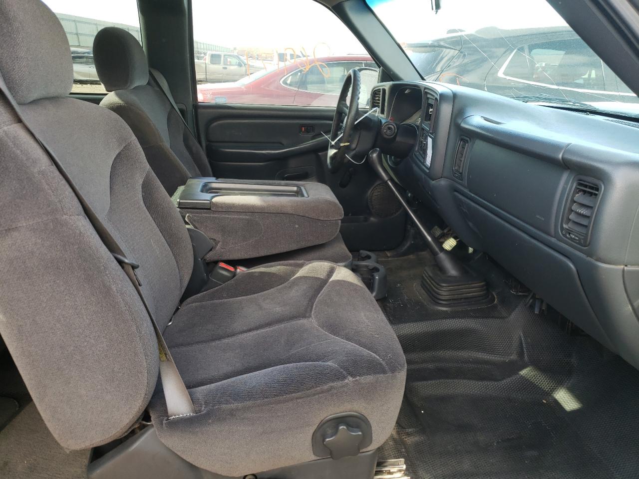 Photo 5 from auction – 2001 GMC NEW SIERRA with VIN 1GTEC19W21Z322484