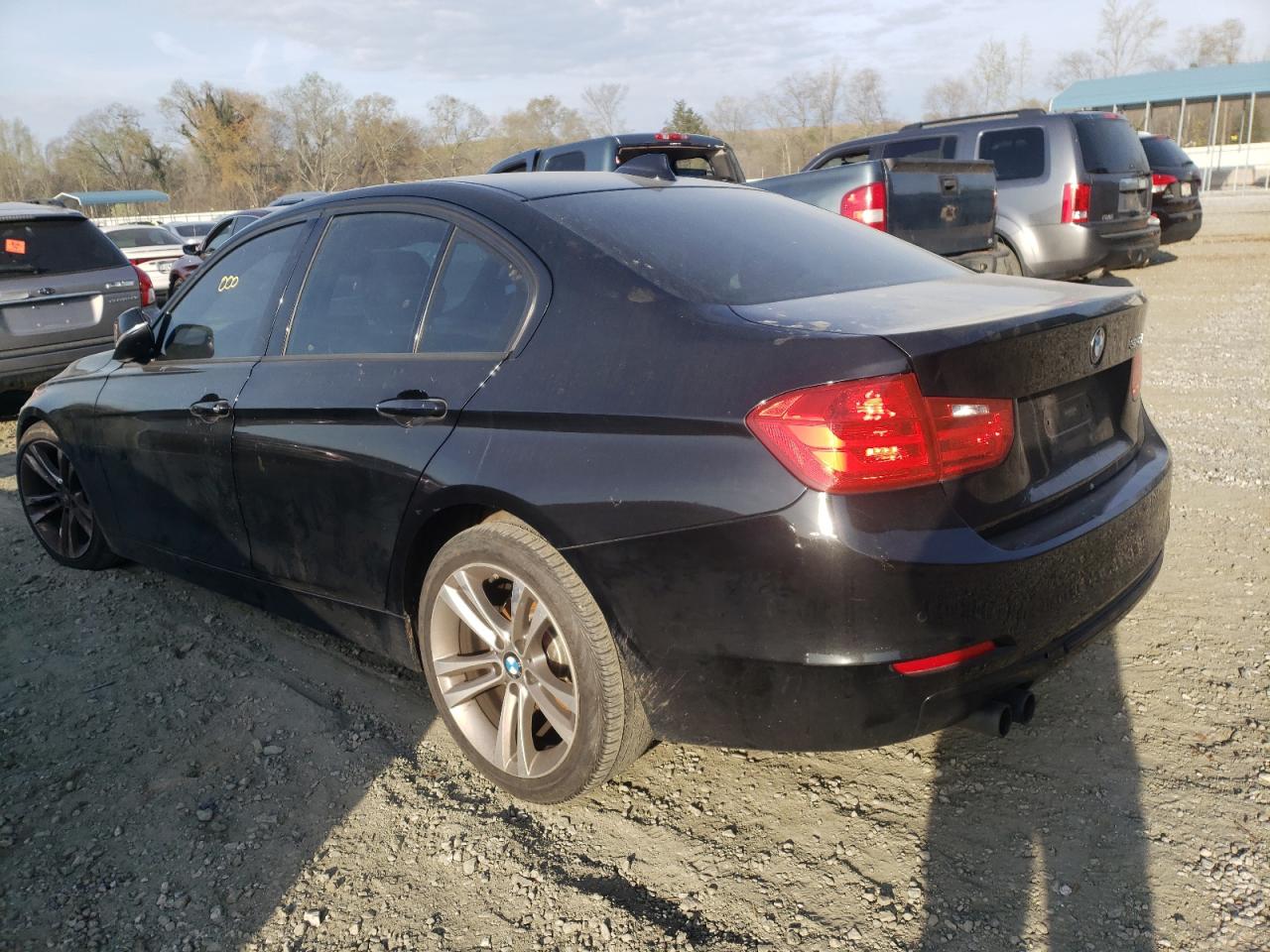 Photo 3 from auction – 2013 BMW 328 I with VIN WBA3A5C56DJ460808