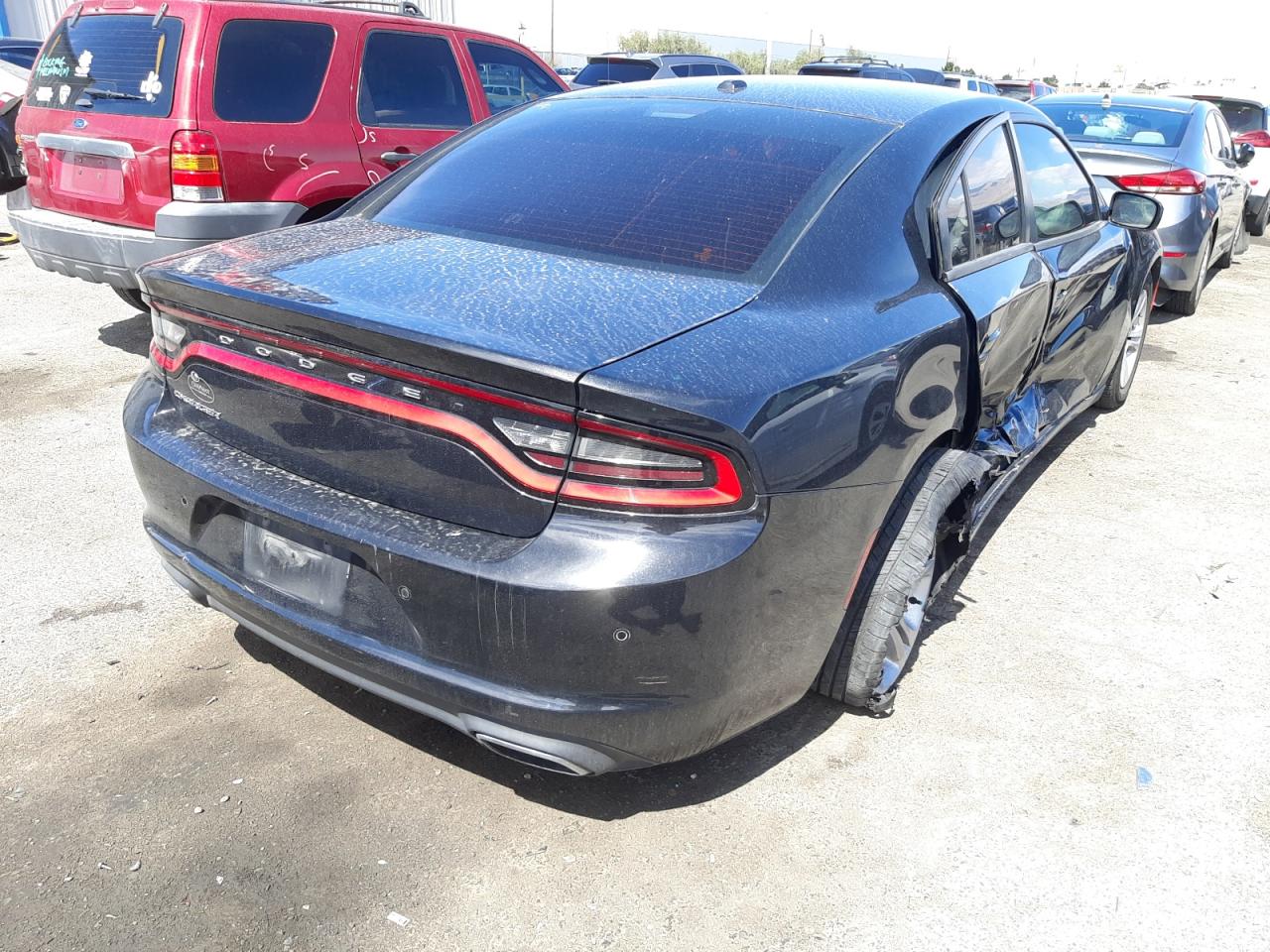 Photo 4 from auction – 2015 DODGE CHARGER SE with VIN 2C3CDXBG2FH826913