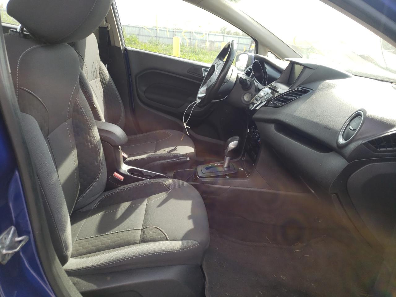 Photo 5 from auction – 2015 FORD FIESTA SE with VIN 3FADP4BJ4FM101970