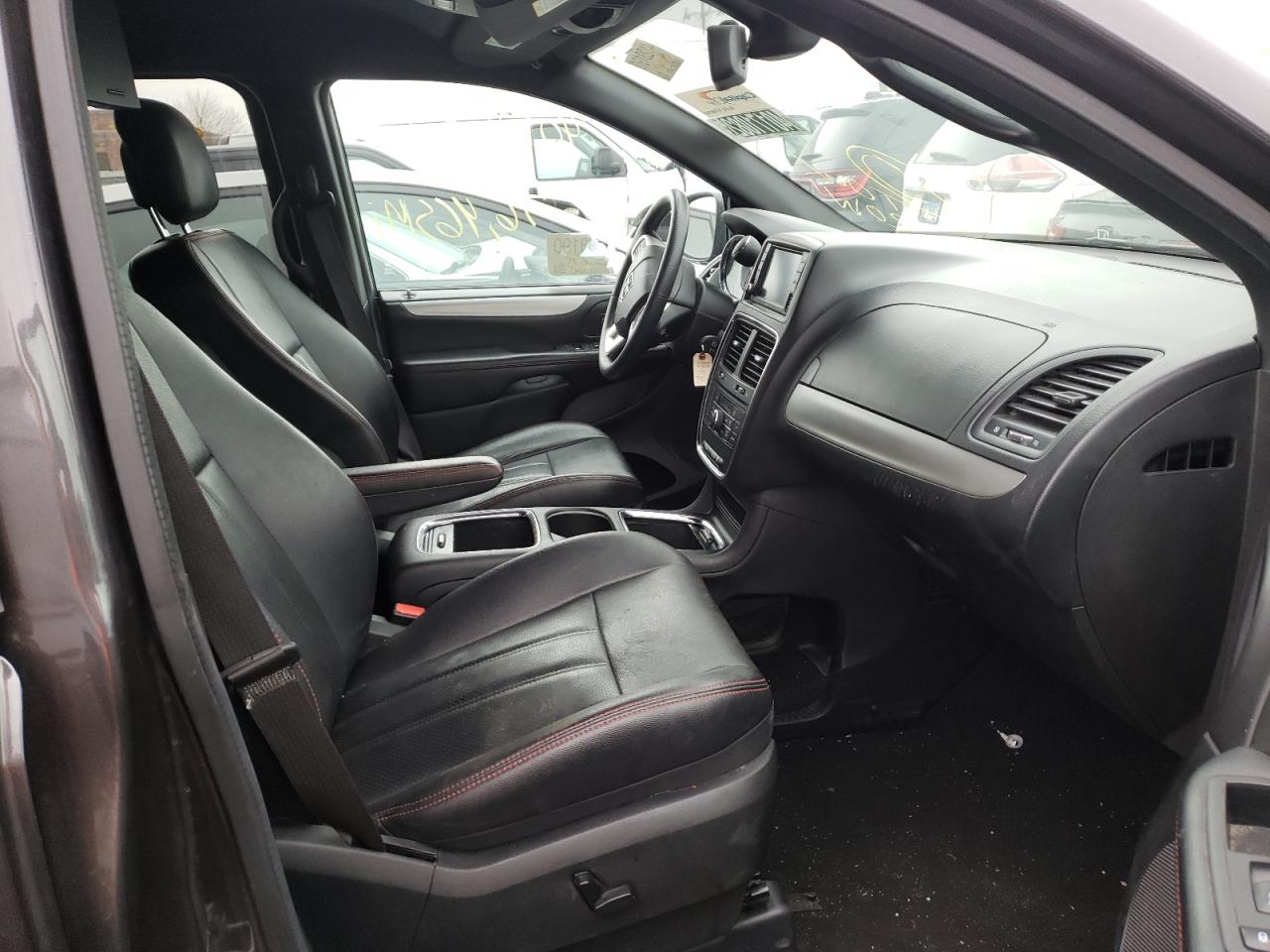 Photo 5 from auction – 2018 DODGE GRAND CARA with VIN 2C4RDGEG6JR345079