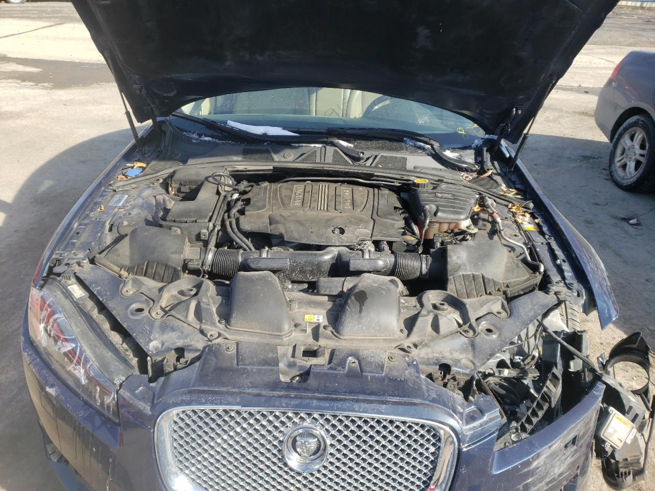 Photo 7 from auction – 2013 JAGUAR XF with VIN SAJXJ0EF4D8S89563