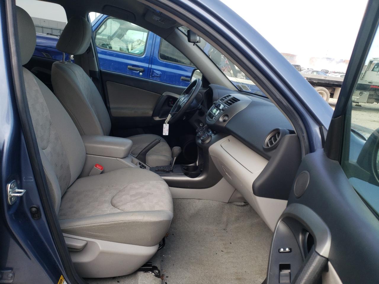 Фото 5 с аукциона – 2010 TOYOTA RAV4 с VIN 2T3BF4DV3AW077687