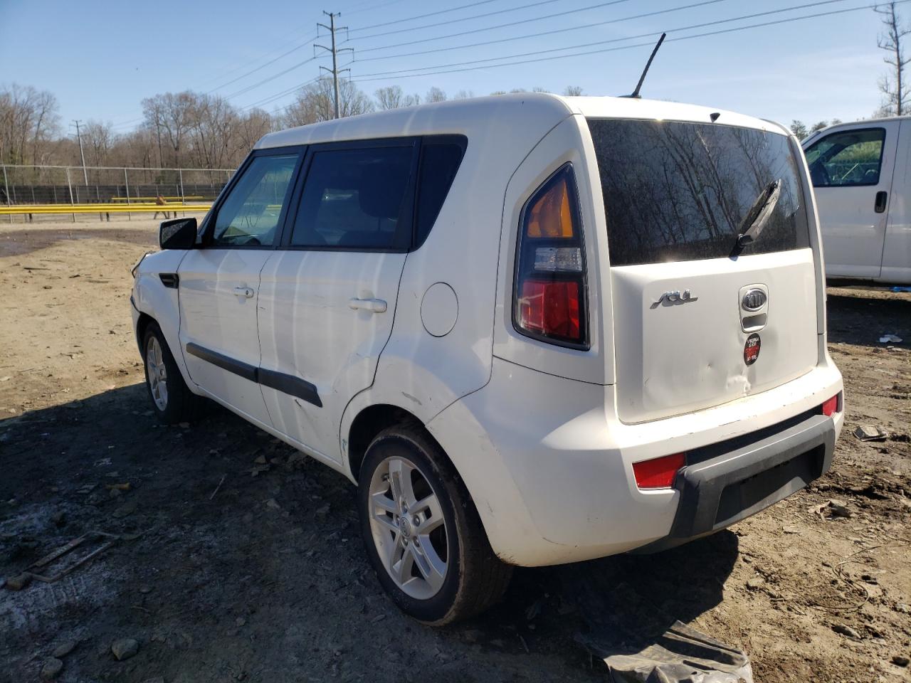 Photo 3 from auction – 2011 KIA SOUL + with VIN KNDJT2A21B7262207