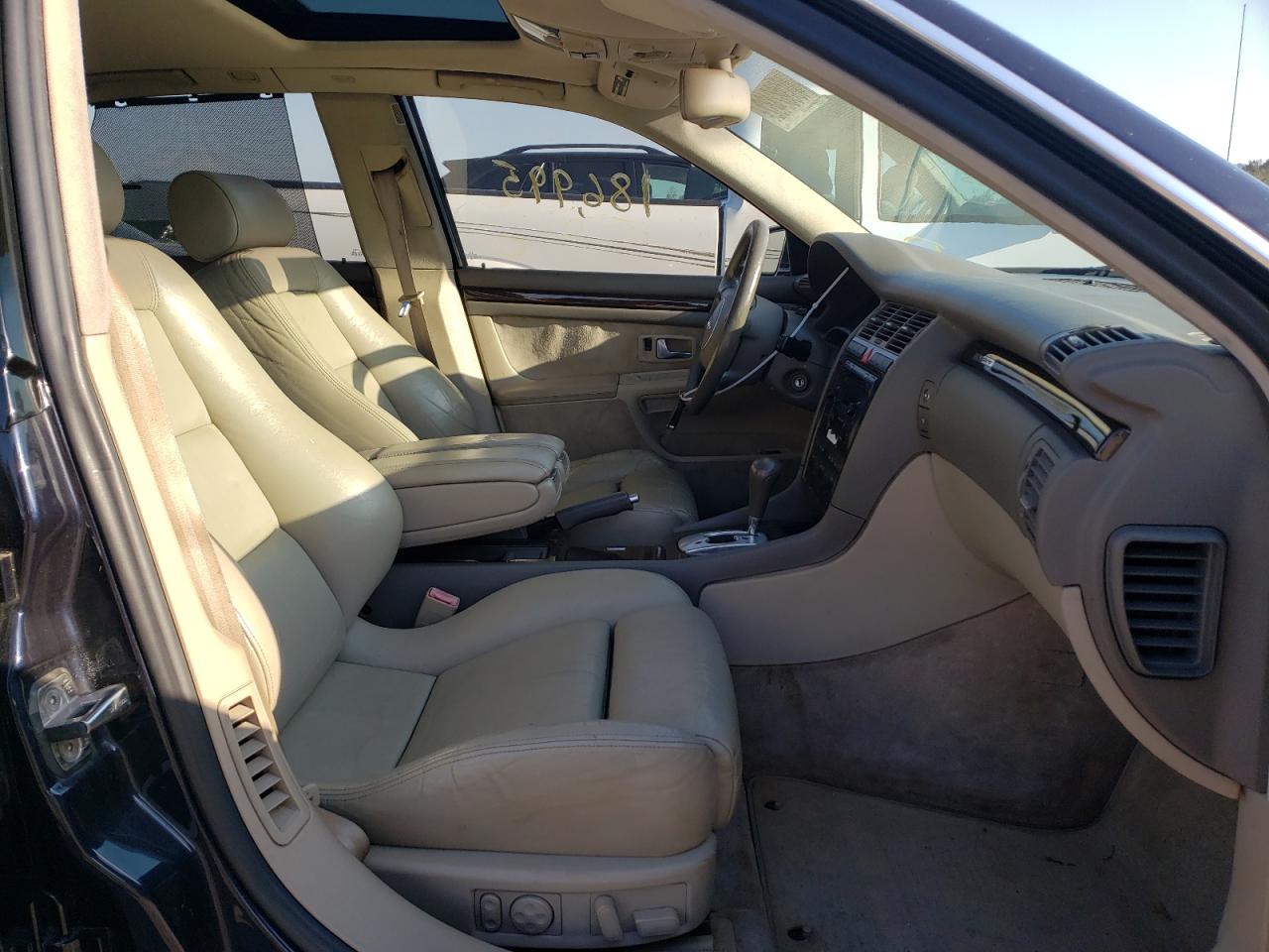 Photo 5 from auction – 2002 AUDI S8 QUATTRO with VIN WAUGU44D42N008466