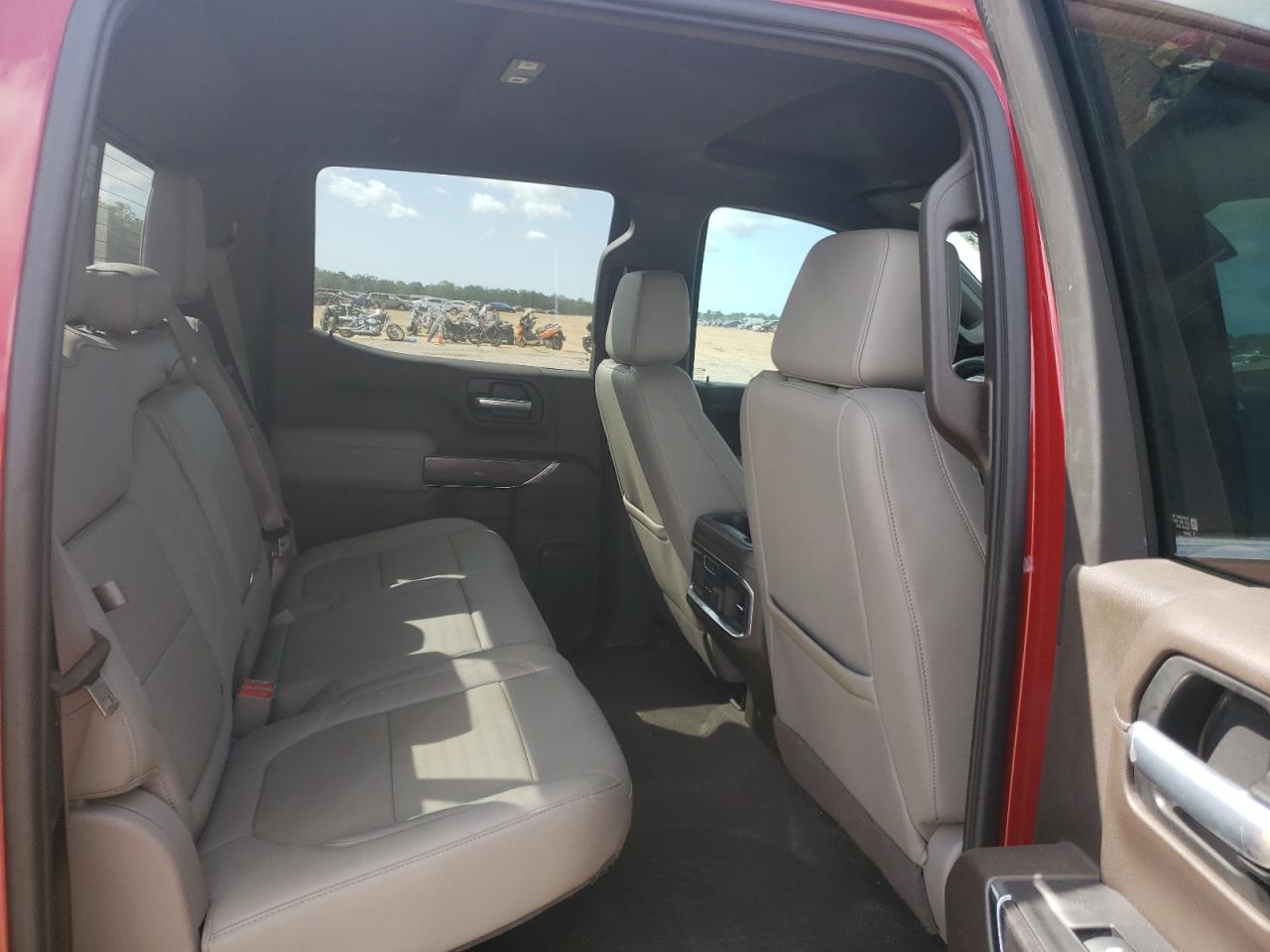 Photo 6 from auction – 2021 CHEVROLET SILVERADO with VIN 3GCUYGED4MG205398