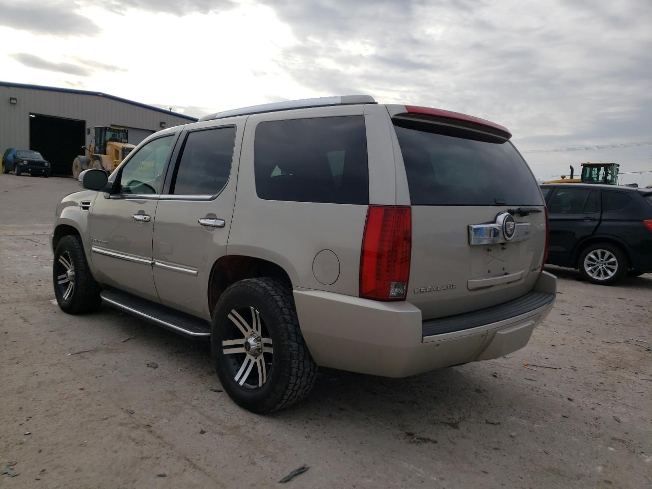 Photo 3 from auction – 2007 CADILLAC ESCALADE L with VIN 1GYFK63877R240929