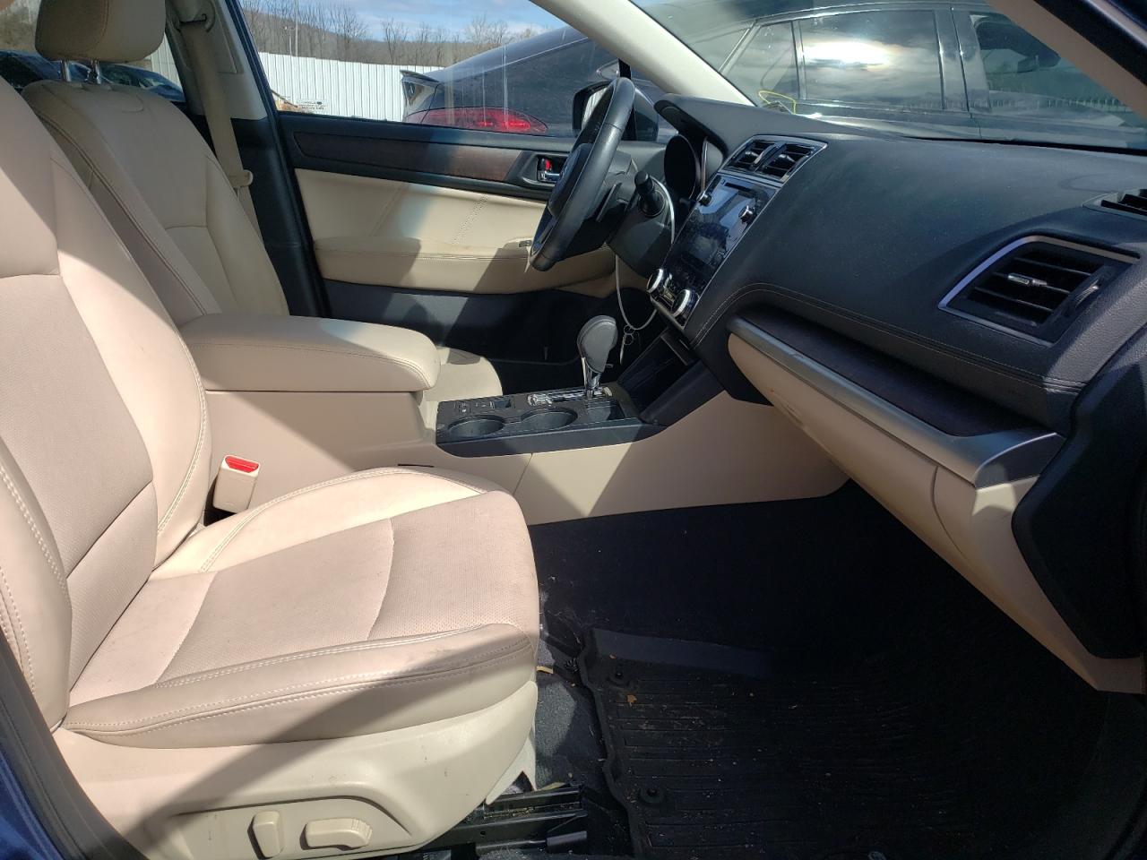 صورة رقم 5 من المزاد - 2019 SUBARU OUTBACK 3. مع VIN 4S4BSENC4K3305243