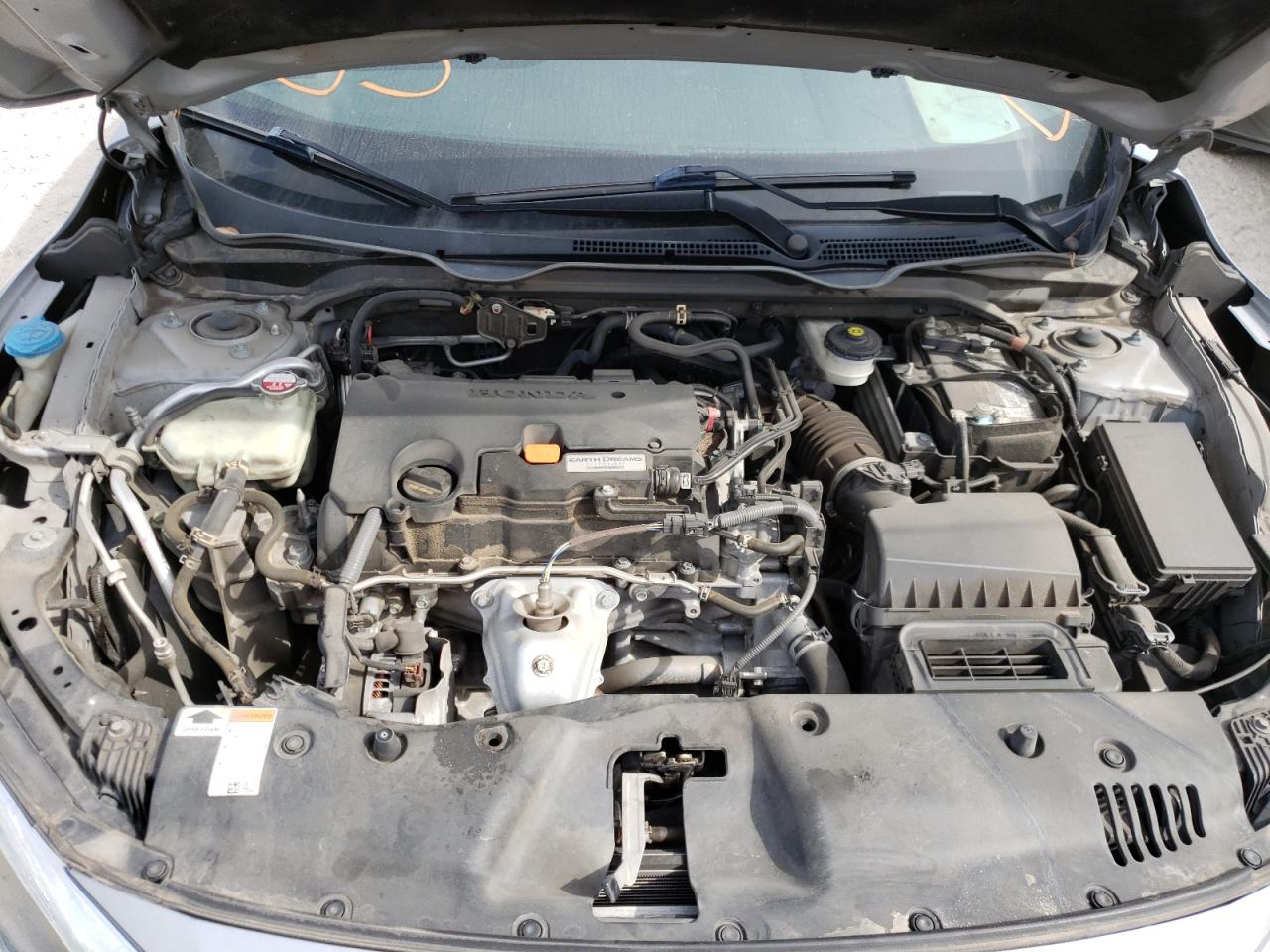 Photo 7 from auction – 2017 HONDA CIVIC LX with VIN 2HGFC2F52HH562796