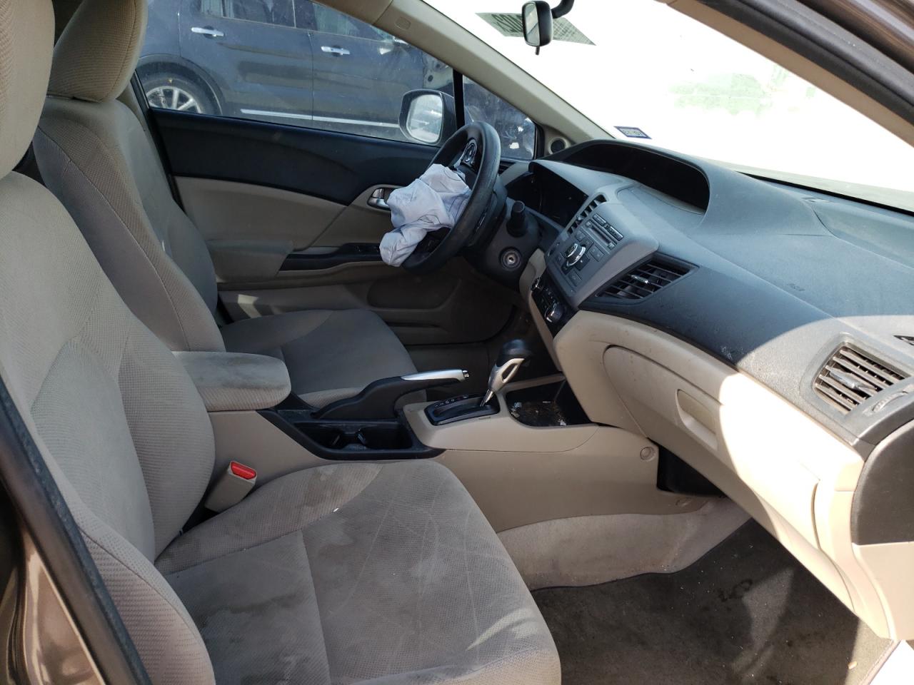 Photo 5 from auction – 2012 HONDA CIVIC EX with VIN 2HGFB2F84CH557606