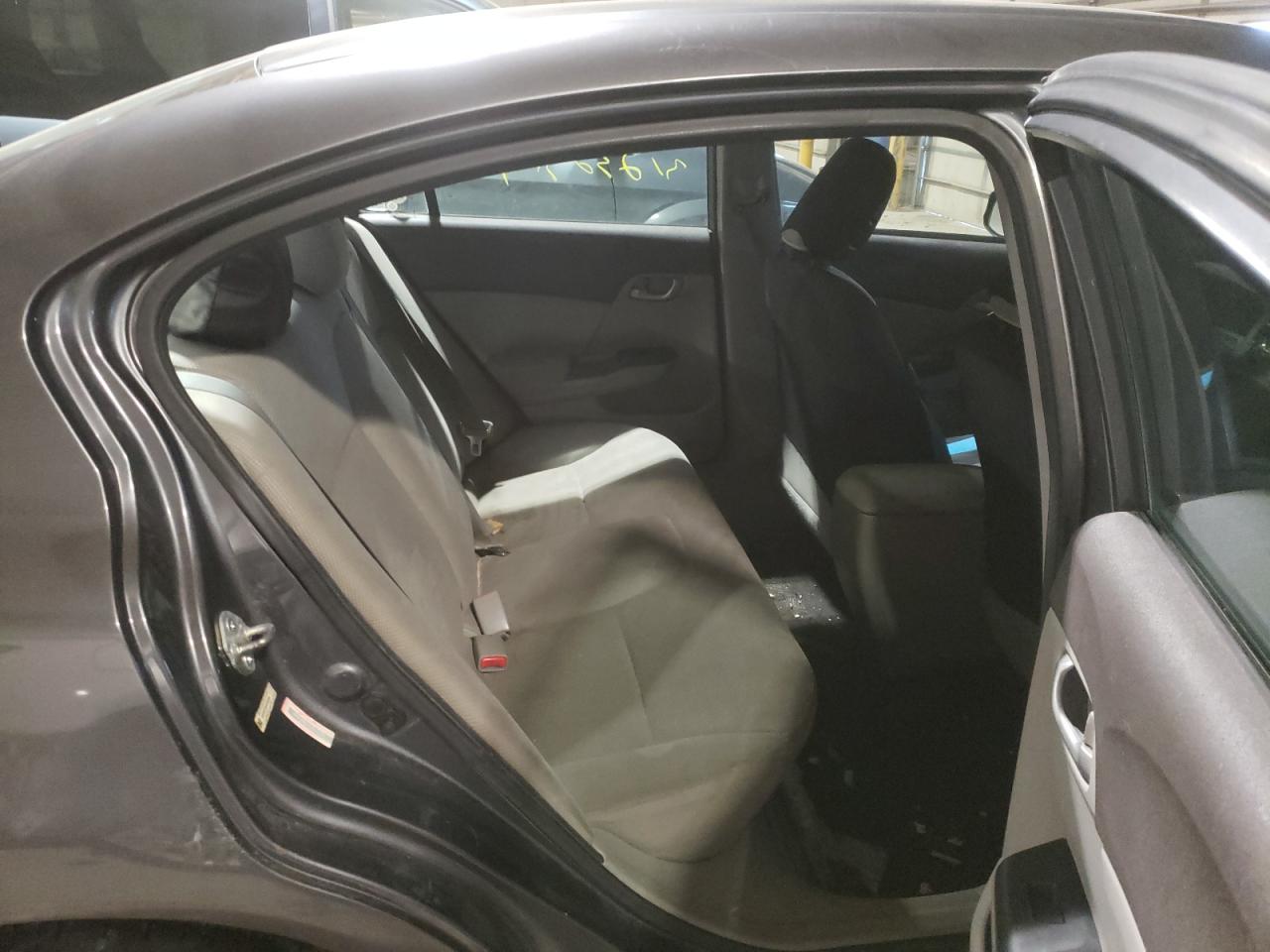 Photo 6 from auction – 2012 HONDA CIVIC LX with VIN 19XFB2F52CE035346