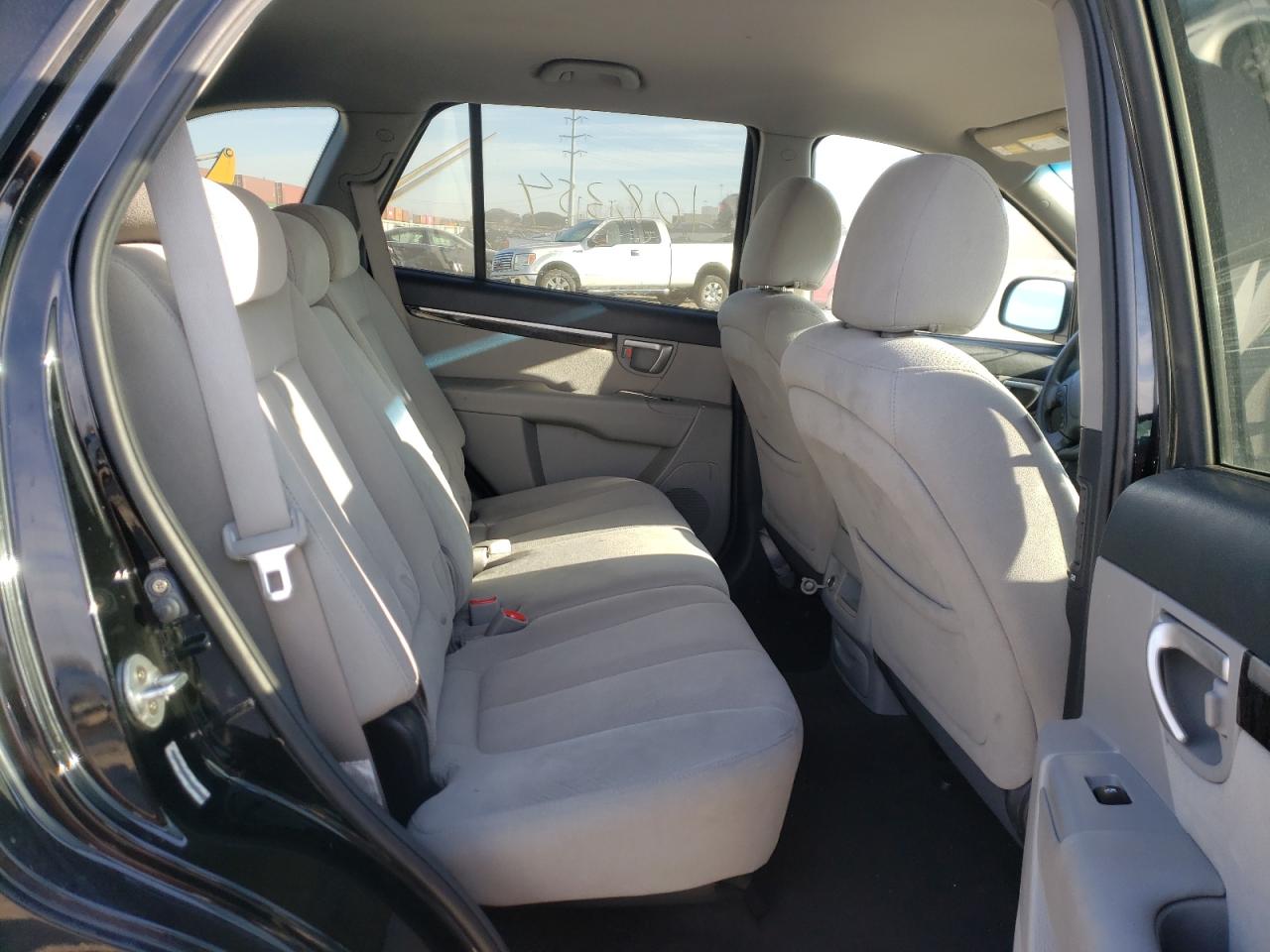 Photo 6 from auction – 2009 HYUNDAI SANTA FE G with VIN 5NMSG73D69H242803