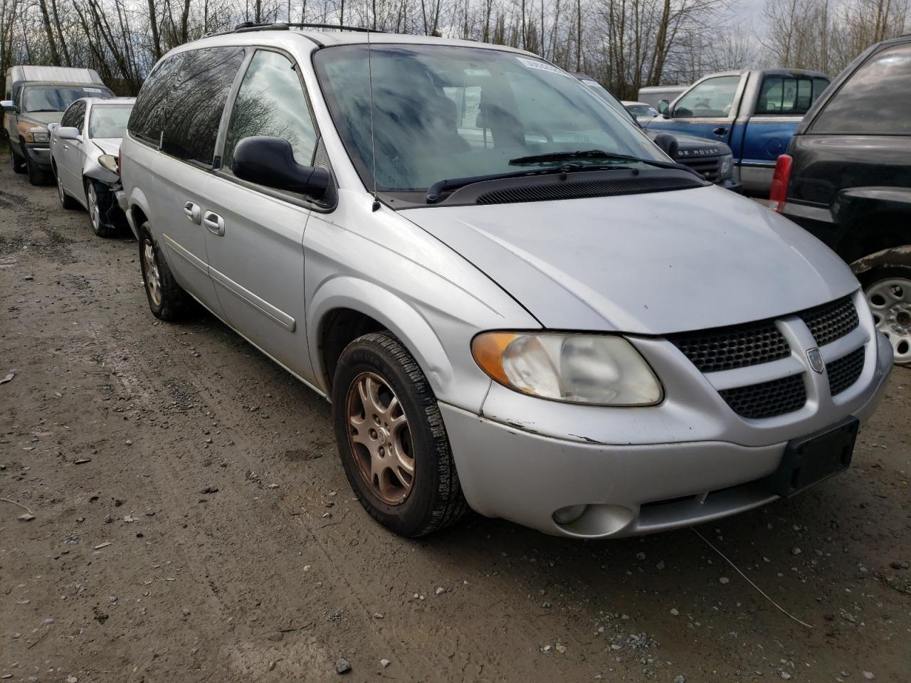 DODGE GRAND CARA 2004 with VIN 2D8GP44LX4R541995 - Photo from auction