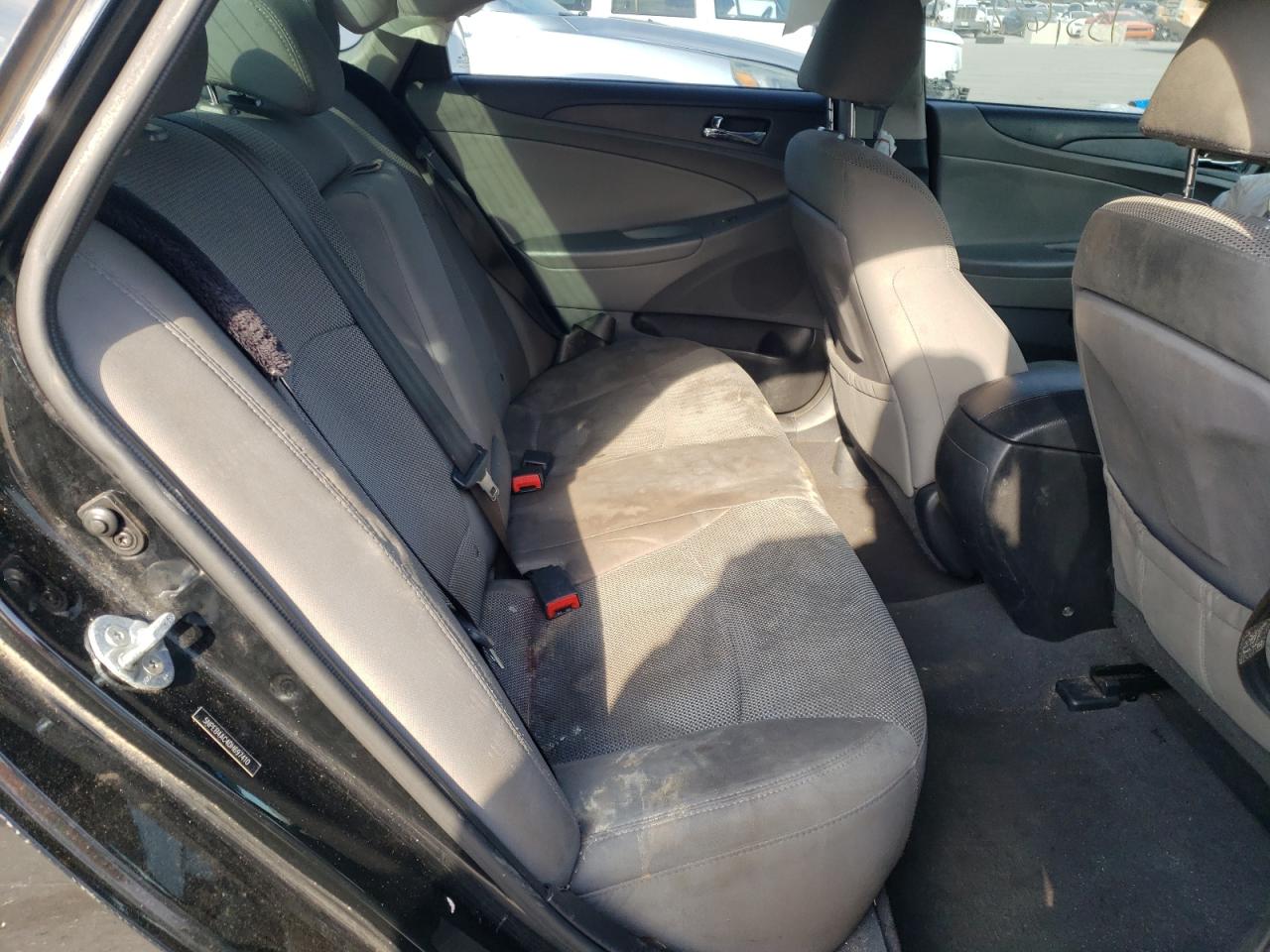 Photo 6 from auction – 2013 HYUNDAI SONATA GLS with VIN 5NPEB4AC4DH697410