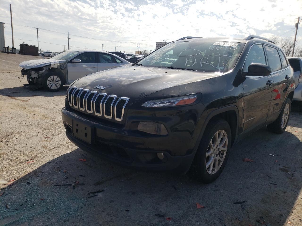 Photo 2 from auction – 2017 JEEP CHEROKEE L with VIN 1C4PJLCB4HW660903