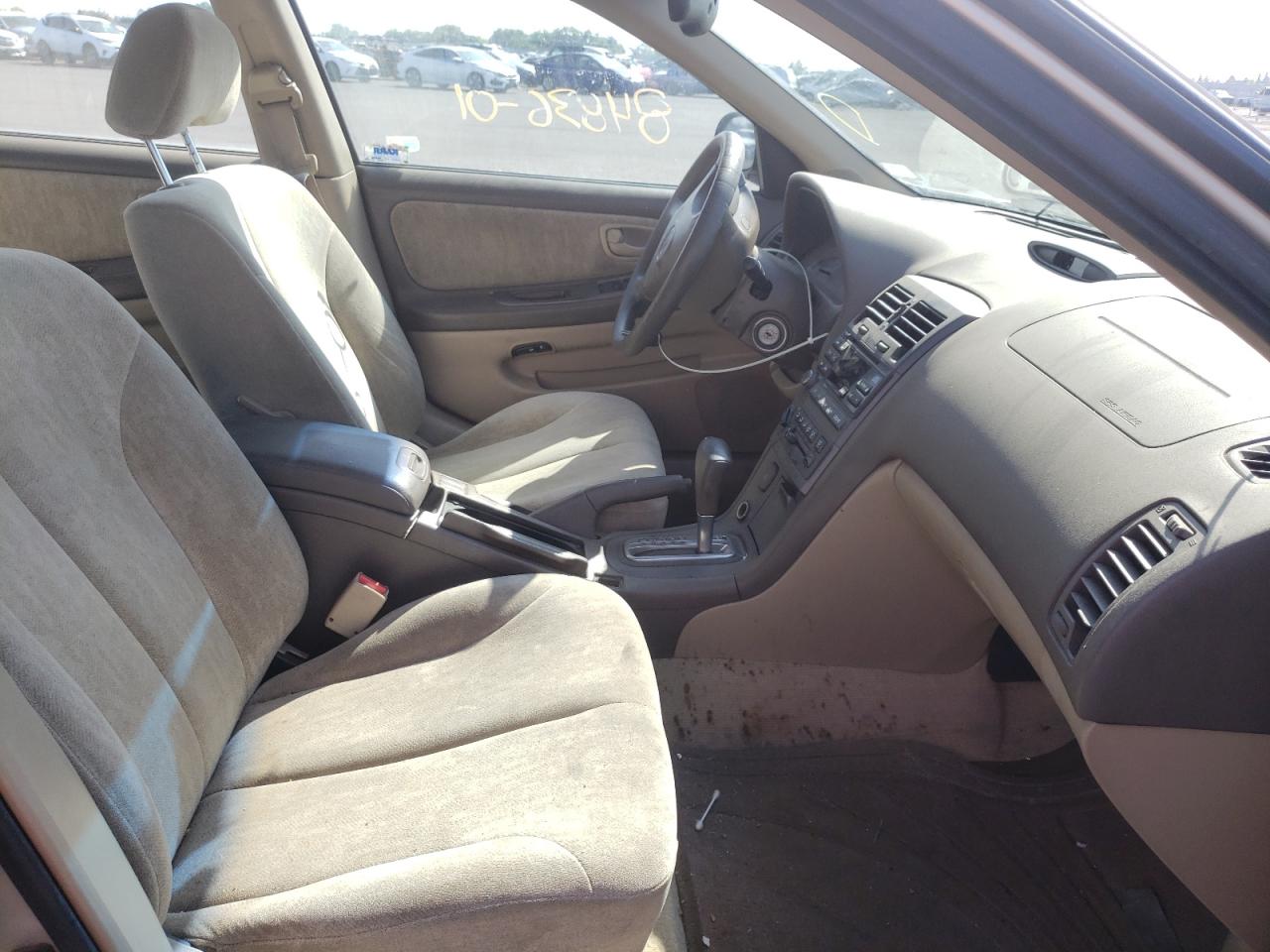 Photo 5 from auction – 2001 NISSAN MAXIMA GXE with VIN JN1CA31D61T619587