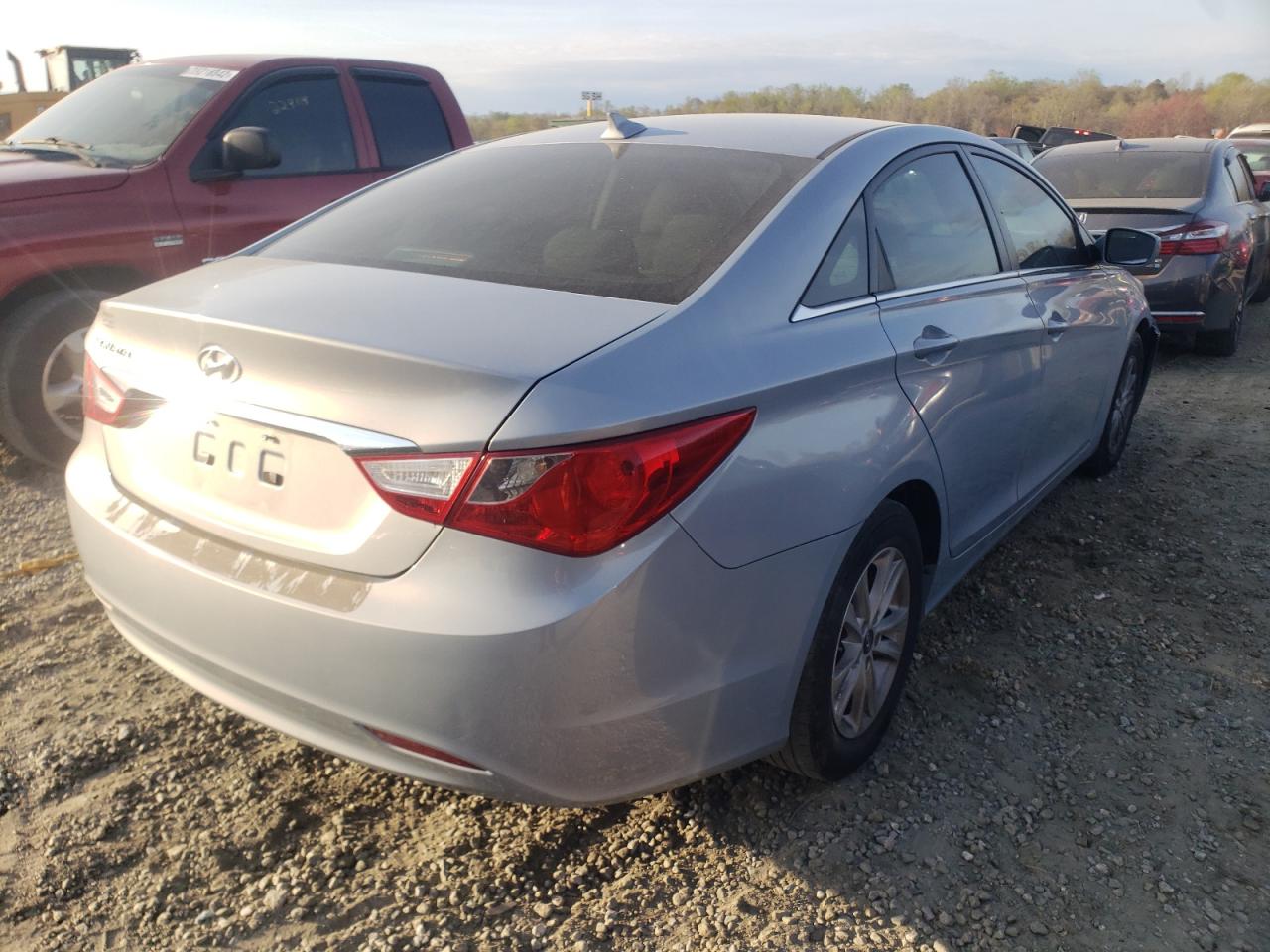 Photo 4 from auction – 2012 HYUNDAI SONATA GLS with VIN 5NPEB4AC6CH345136