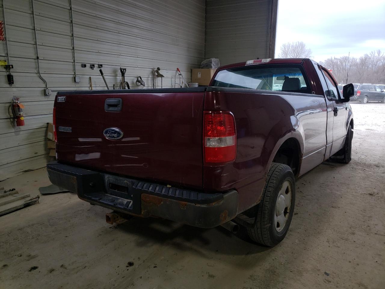Photo 4 from auction – 2005 FORD F150 with VIN 1FTRF12215NB01732