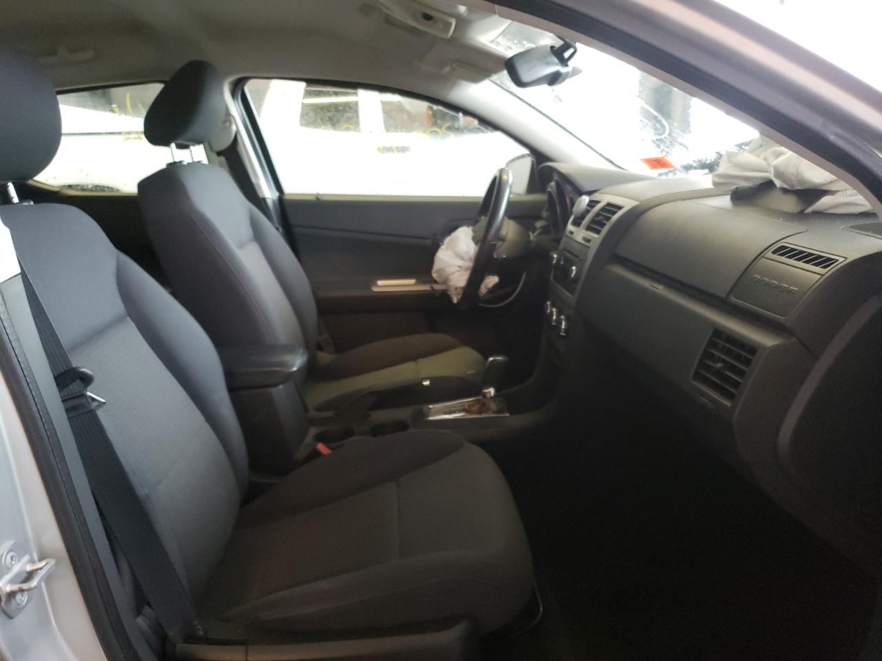 Photo 5 from auction – 2009 DODGE AVENGER R/ with VIN 1B3LC76V09N522788
