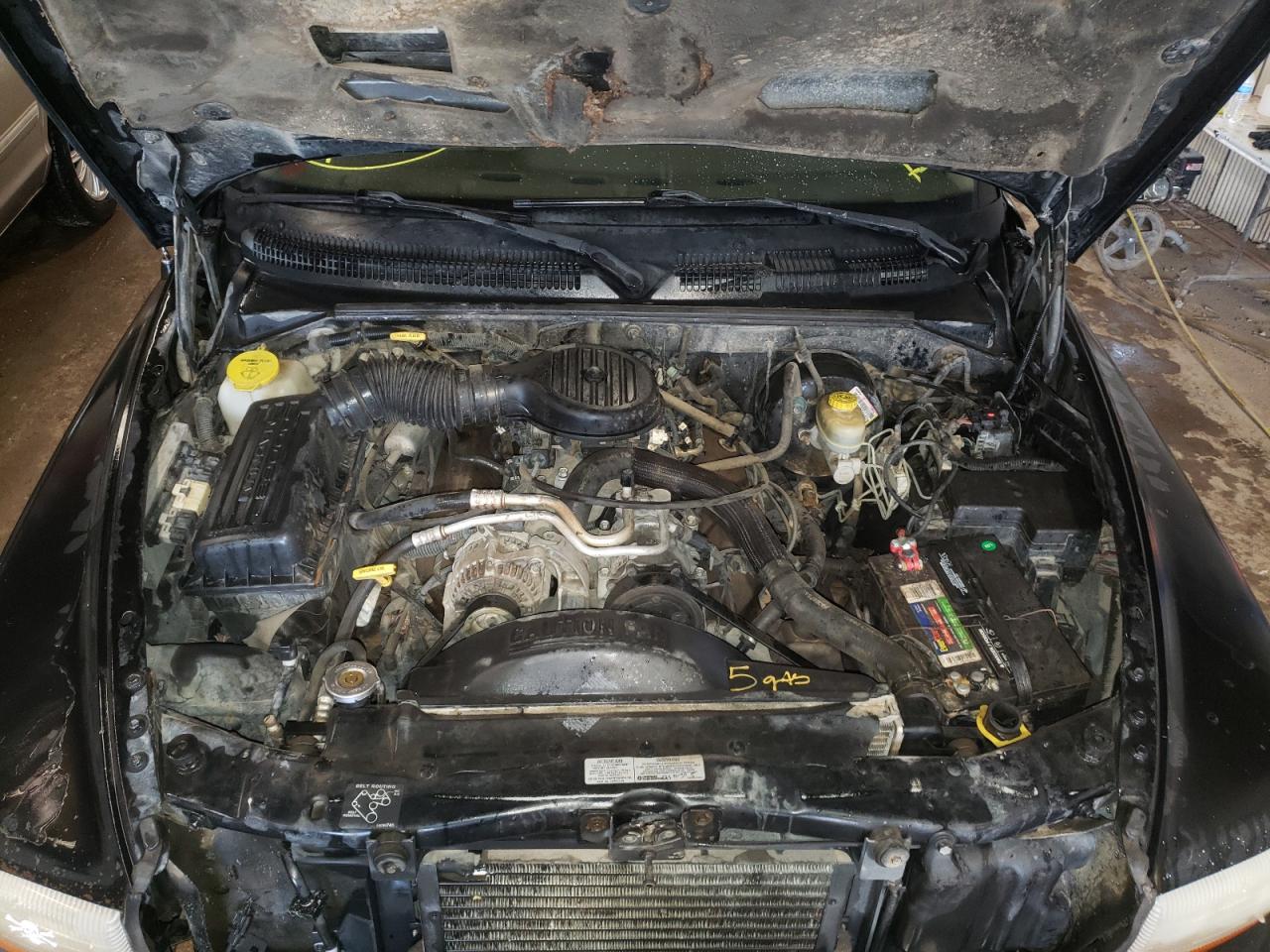 Photo 7 from auction – 1998 DODGE DURANGO with VIN 1B4HS28Y3WF215040