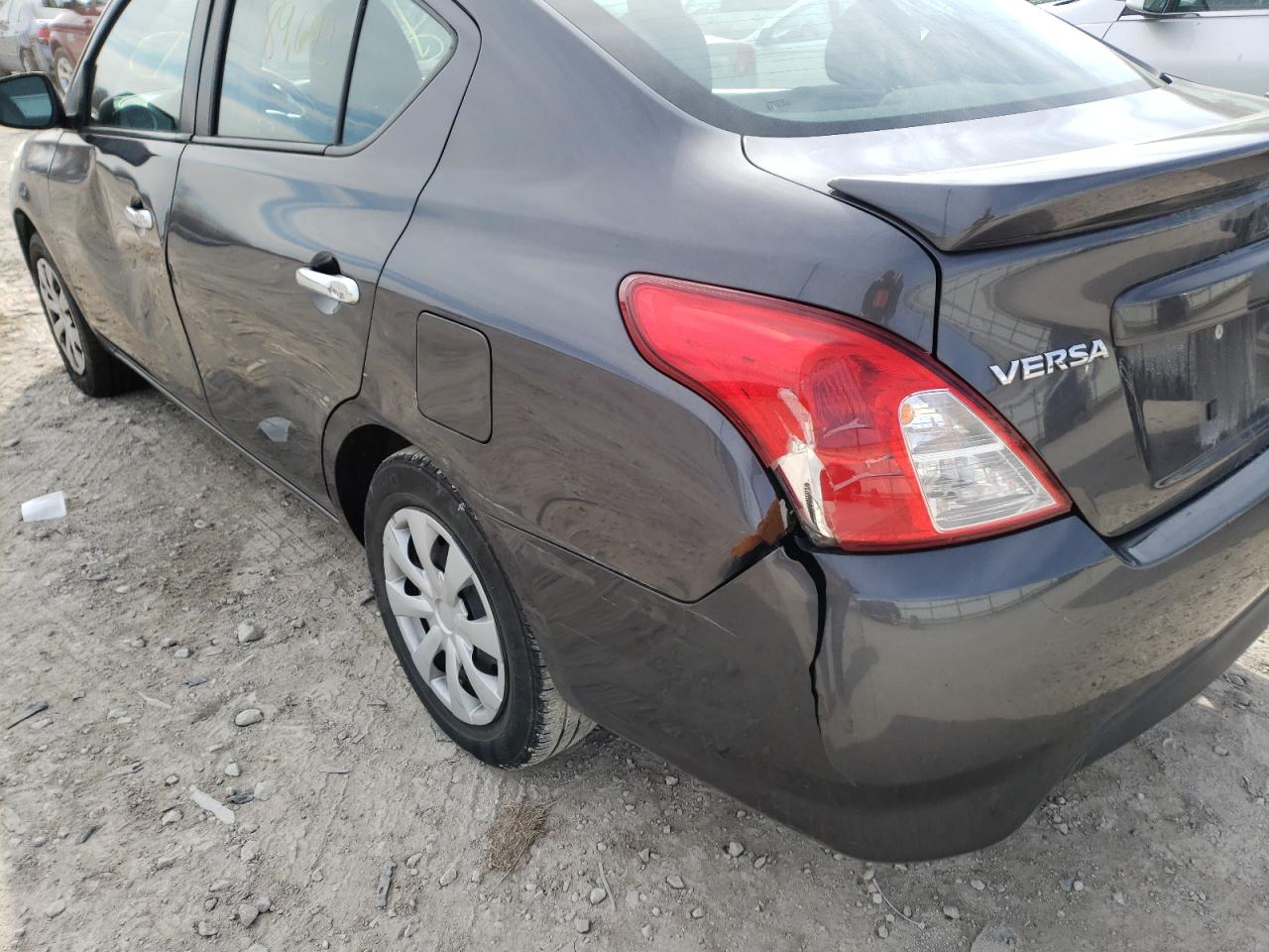 Photo 10 from auction – 2015 NISSAN VERSA S with VIN 3N1CN7APXFL838912