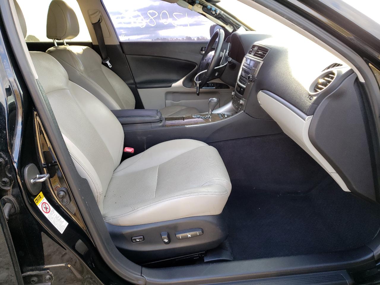 Photo 5 from auction – 2012 LEXUS IS 250 with VIN JTHBF5C22C2102005