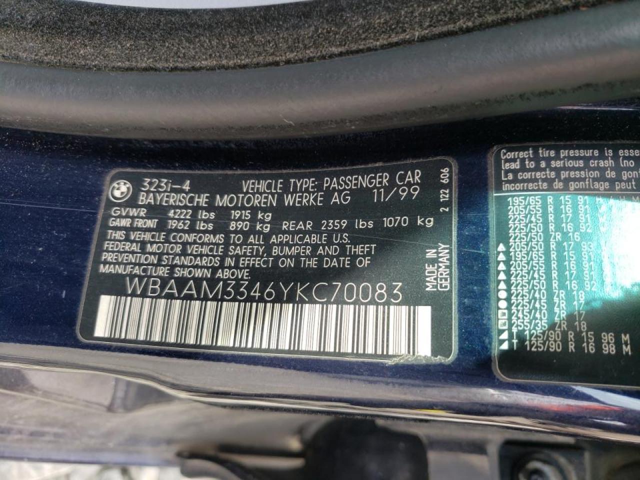 Photo 10 from auction – 2000 BMW 323 I with VIN WBAAM3346YKC70083