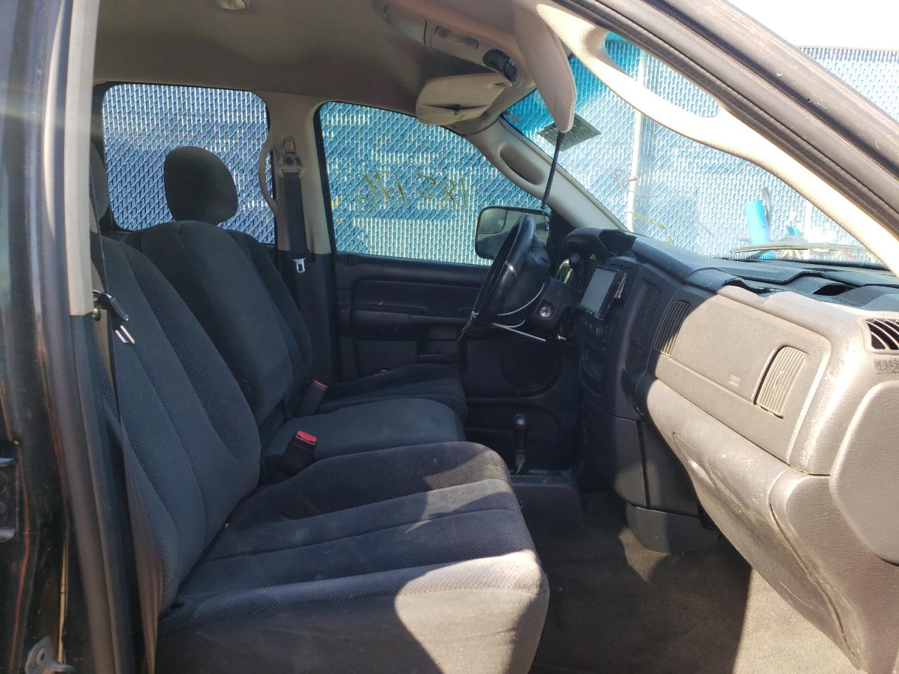 Photo 5 from auction – 2002 DODGE RAM 1500 with VIN 3D7HU18N62G136067