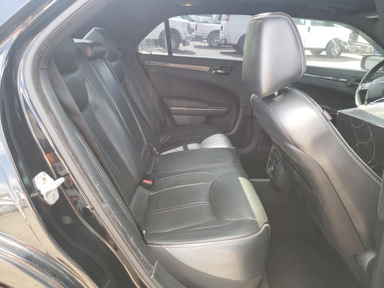 Photo 6 from auction – 2013 CHRYSLER 300C VARVA with VIN 2C3CCADT5DH691871