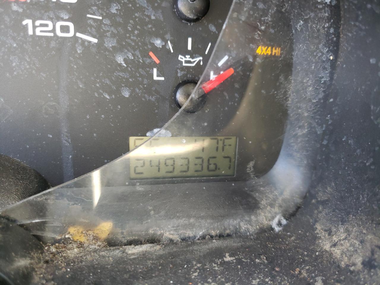 Photo 8 from auction – 2005 FORD F150 with VIN 1FTPX14545NB94659