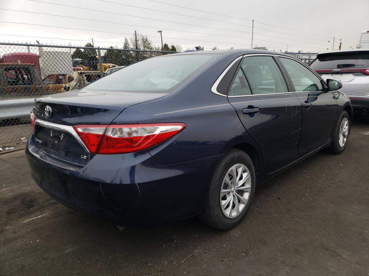 Photo 4 from auction – 2017 TOYOTA CAMRY LE with VIN 4T1BF1FK2HU660210