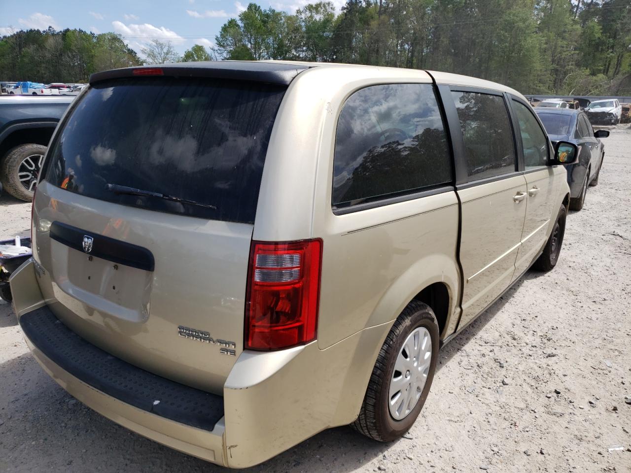 Photo 4 from auction – 2010 DODGE GRAND CARA with VIN 2D4RN4DE3AR477618
