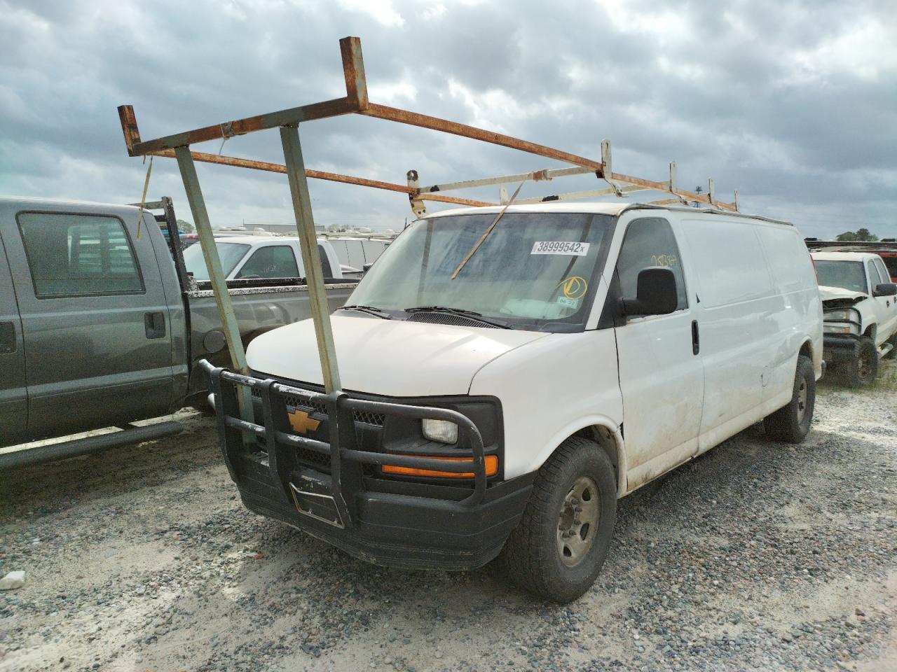 Photo 2 from auction – 2010 CHEVROLET EXPRESS G3 with VIN 1GC2GUBG3A1160228