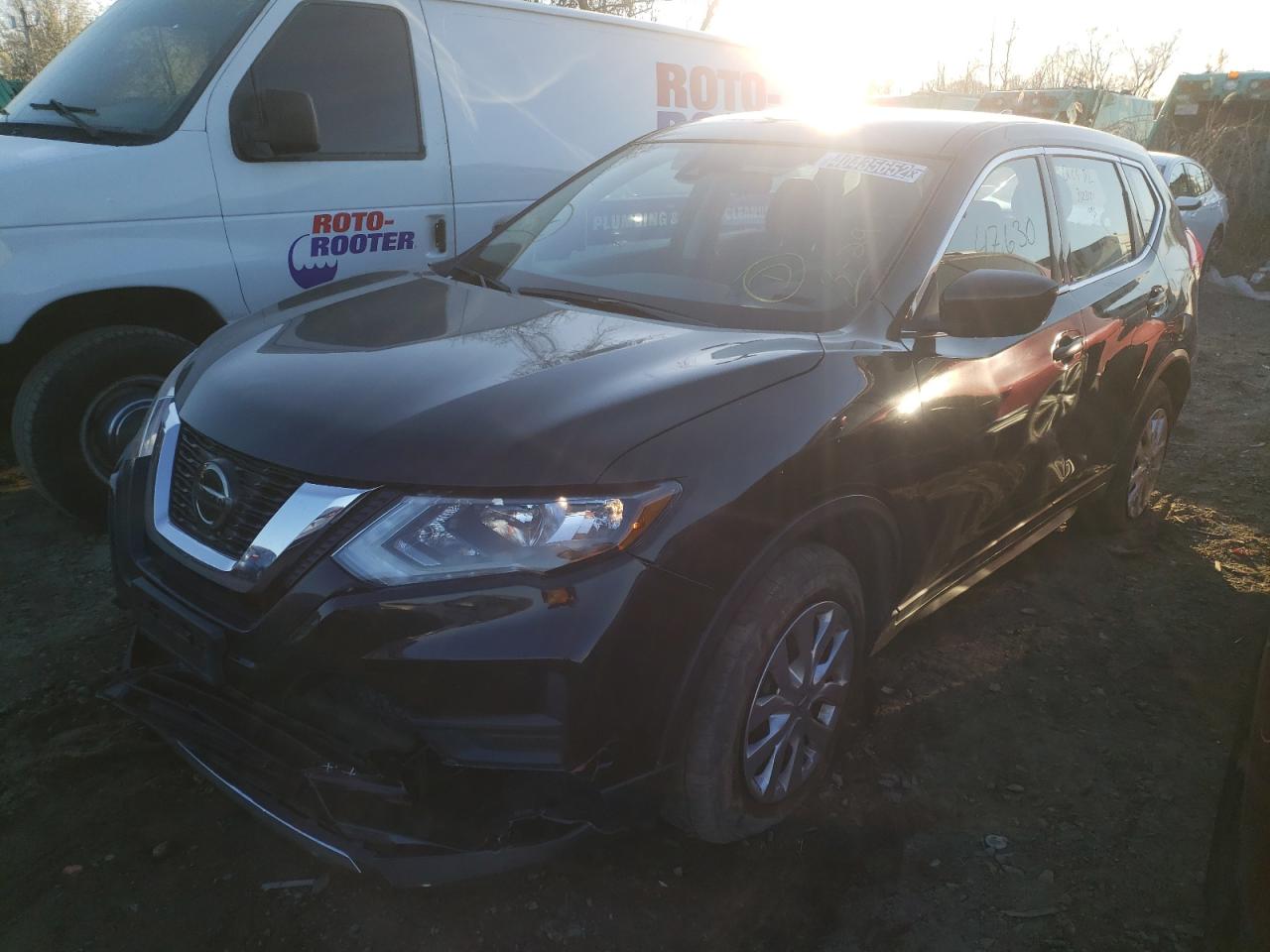 Photo 2 from auction – 2020 NISSAN ROGUE S with VIN KNMAT2MV2LP535663