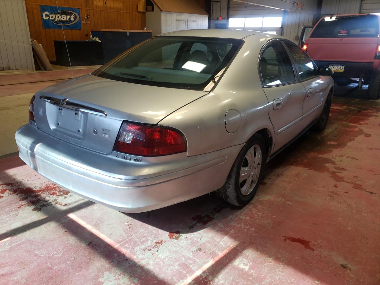 Photo 4 from auction – 2002 MERCURY SABLE GS with VIN 1MEFM50U12A623976