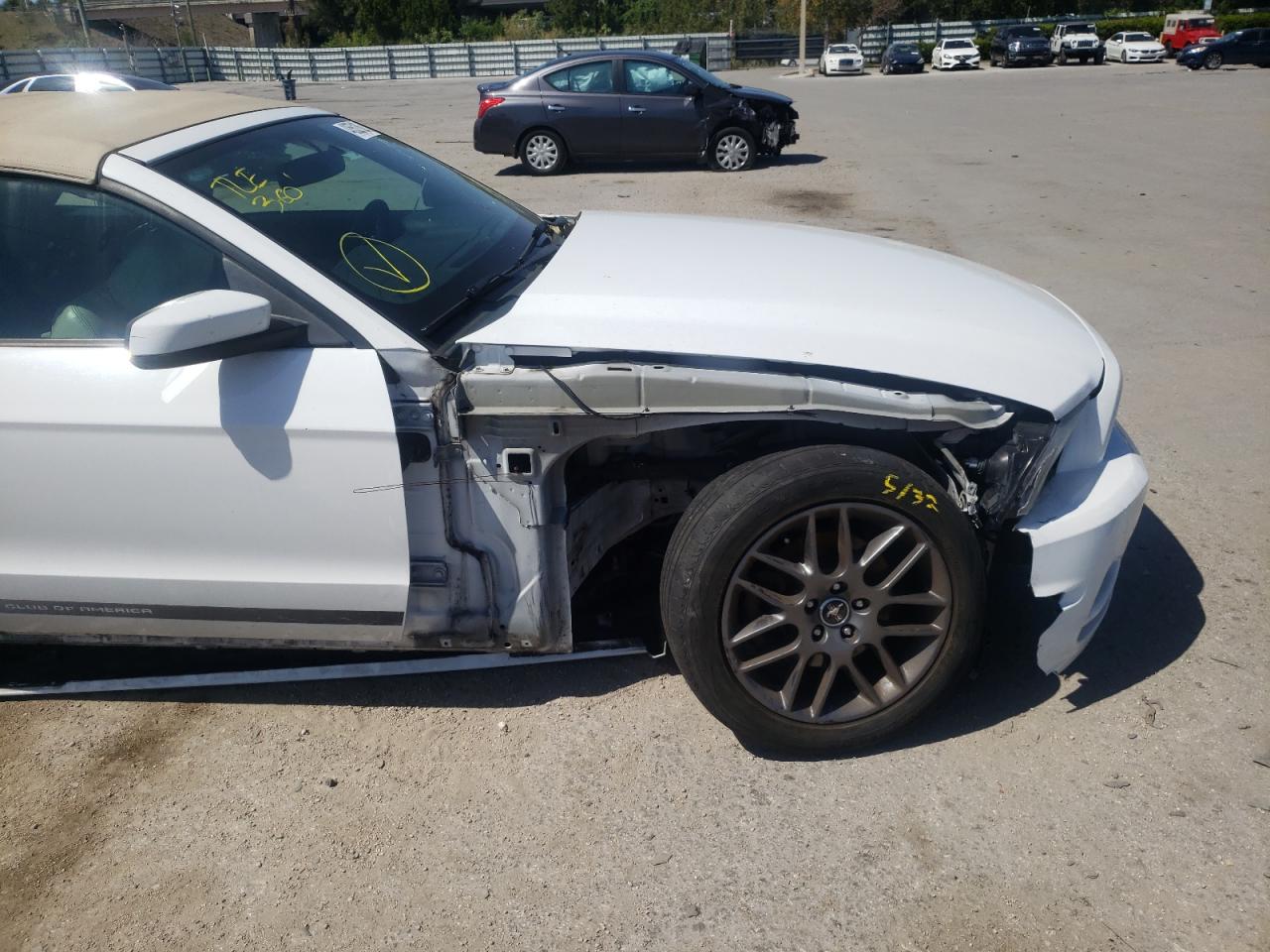 Photo 9 from auction – 2014 FORD MUSTANG with VIN 1ZVBP8EM4E5215631